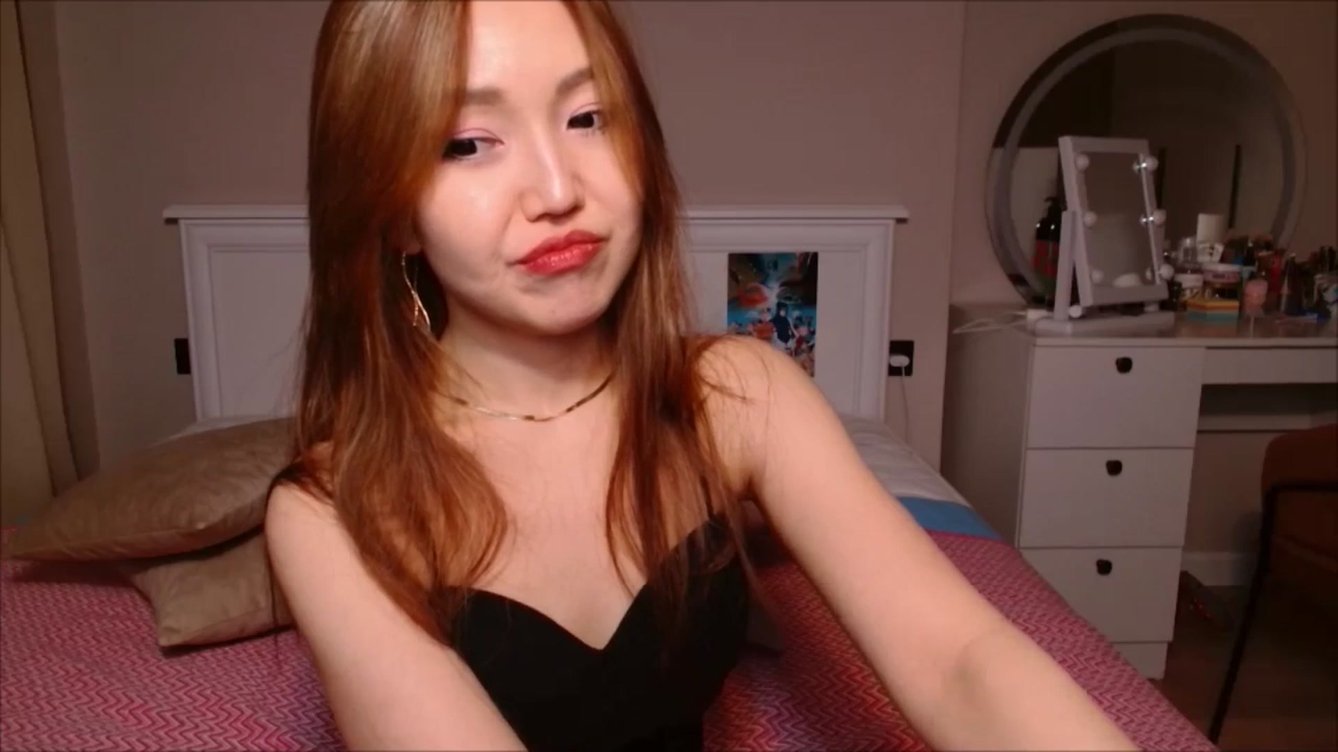 Gallery image thumbnail from JennyVibe's myfreecams stream on, 01/12/2025, 10:05 image 6 of 20