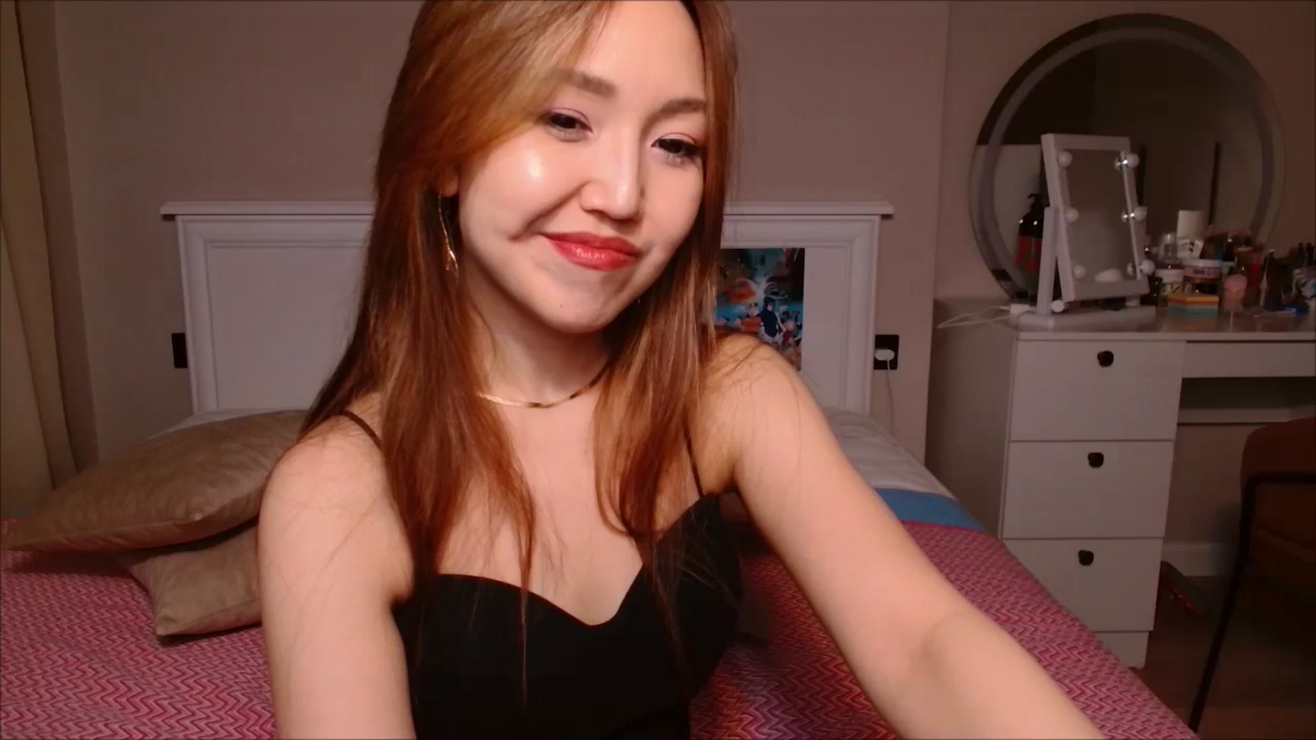 Gallery image thumbnail from JennyVibe's myfreecams stream on, 01/12/2025, 10:05 image 17 of 20