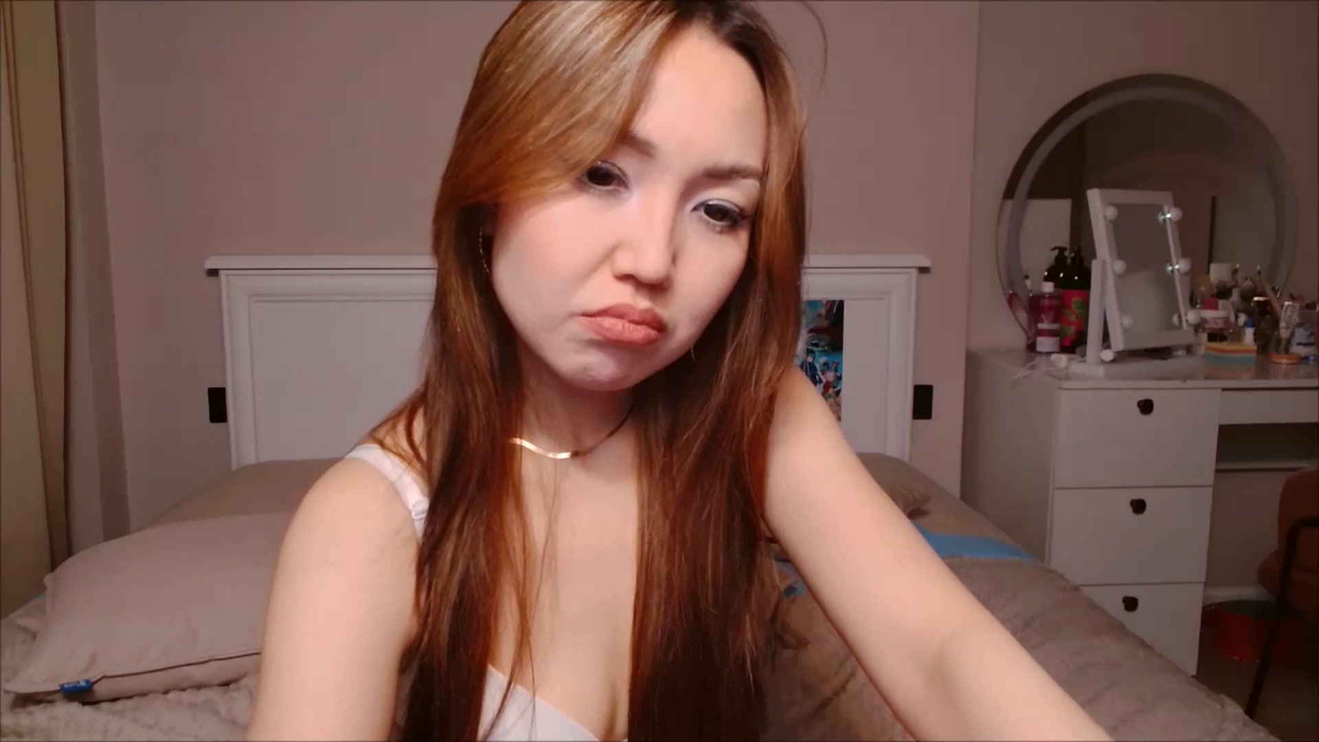 Gallery image thumbnail from JennyVibe's myfreecams stream on, 01/20/2025, 10:10 image 5 of 20