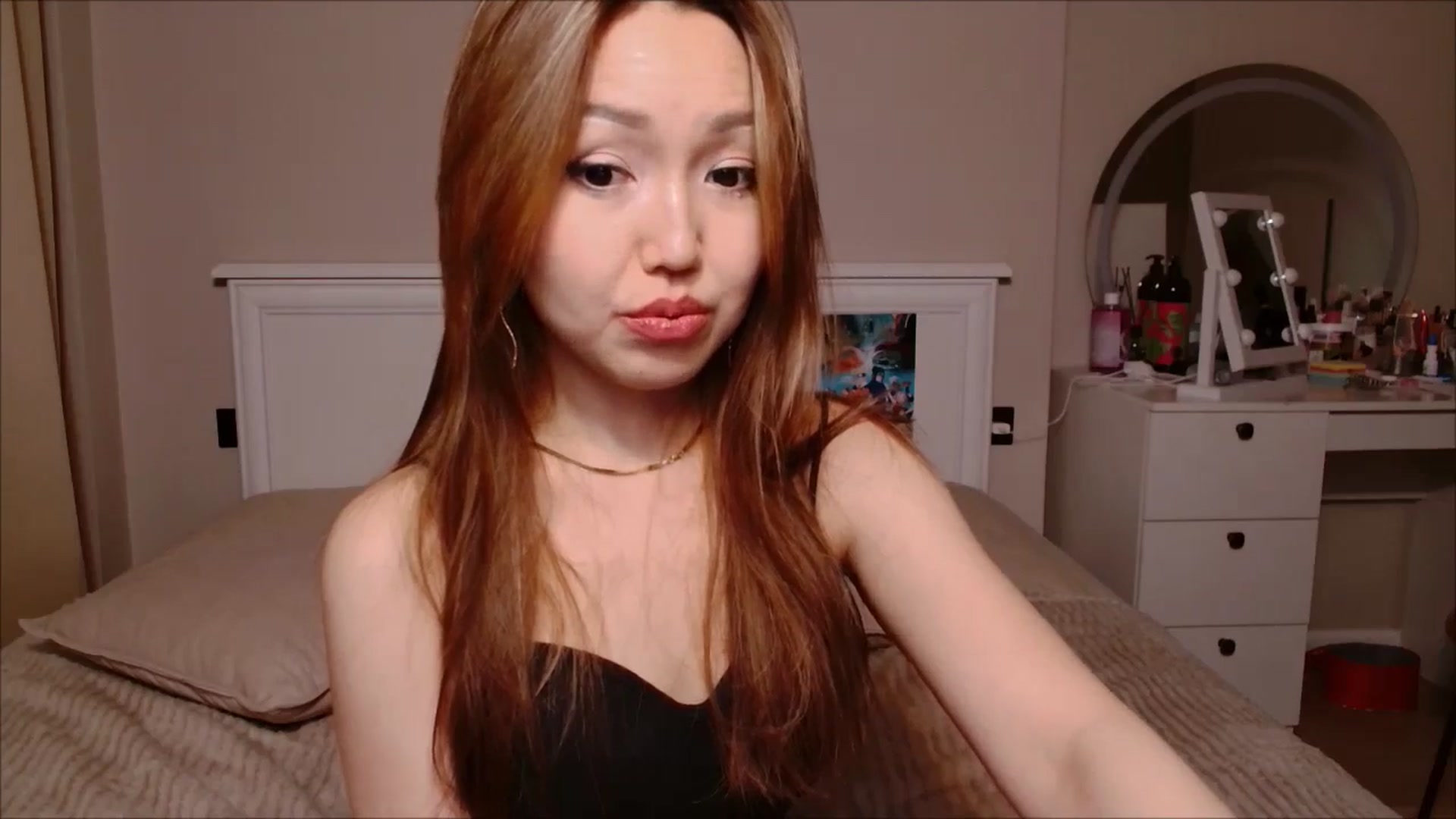 Gallery image thumbnail from JennyVibe's myfreecams stream on, 01/24/2025, 08:38 image 16 of 20