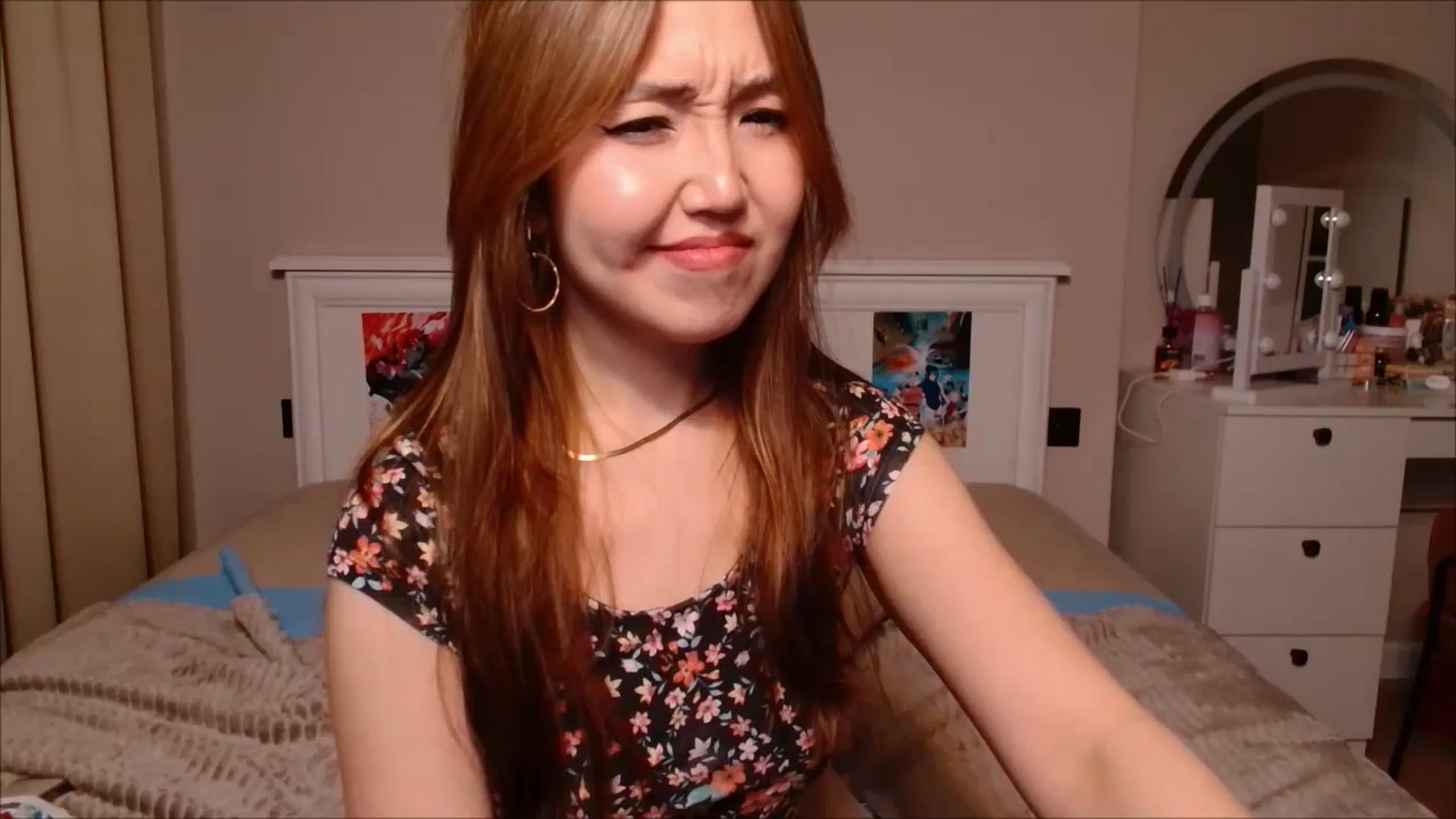 Gallery image thumbnail from JennyVibe's myfreecams stream on, 02/03/2025, 07:55 image 5 of 20