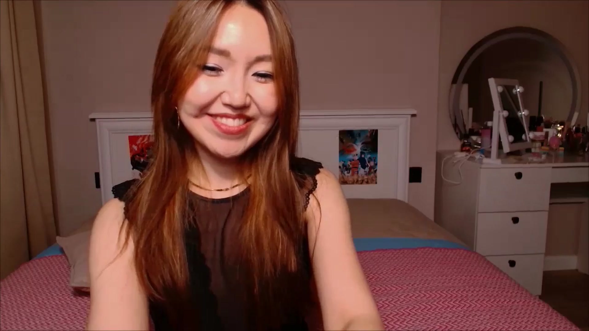 Gallery image thumbnail from JennyVibe's myfreecams stream on, 02/07/2025, 09:11 image 8 of 20