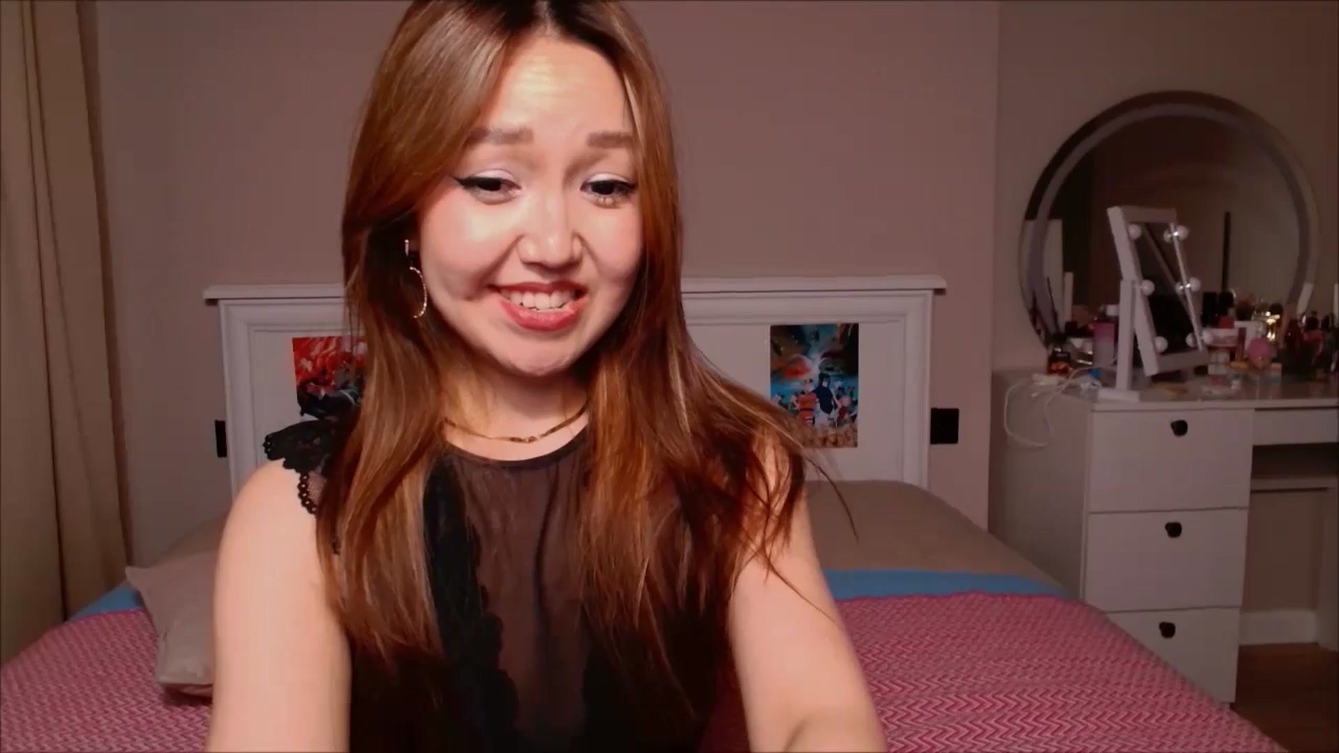 Gallery image thumbnail from JennyVibe's myfreecams stream on, 02/07/2025, 09:11 image 4 of 20