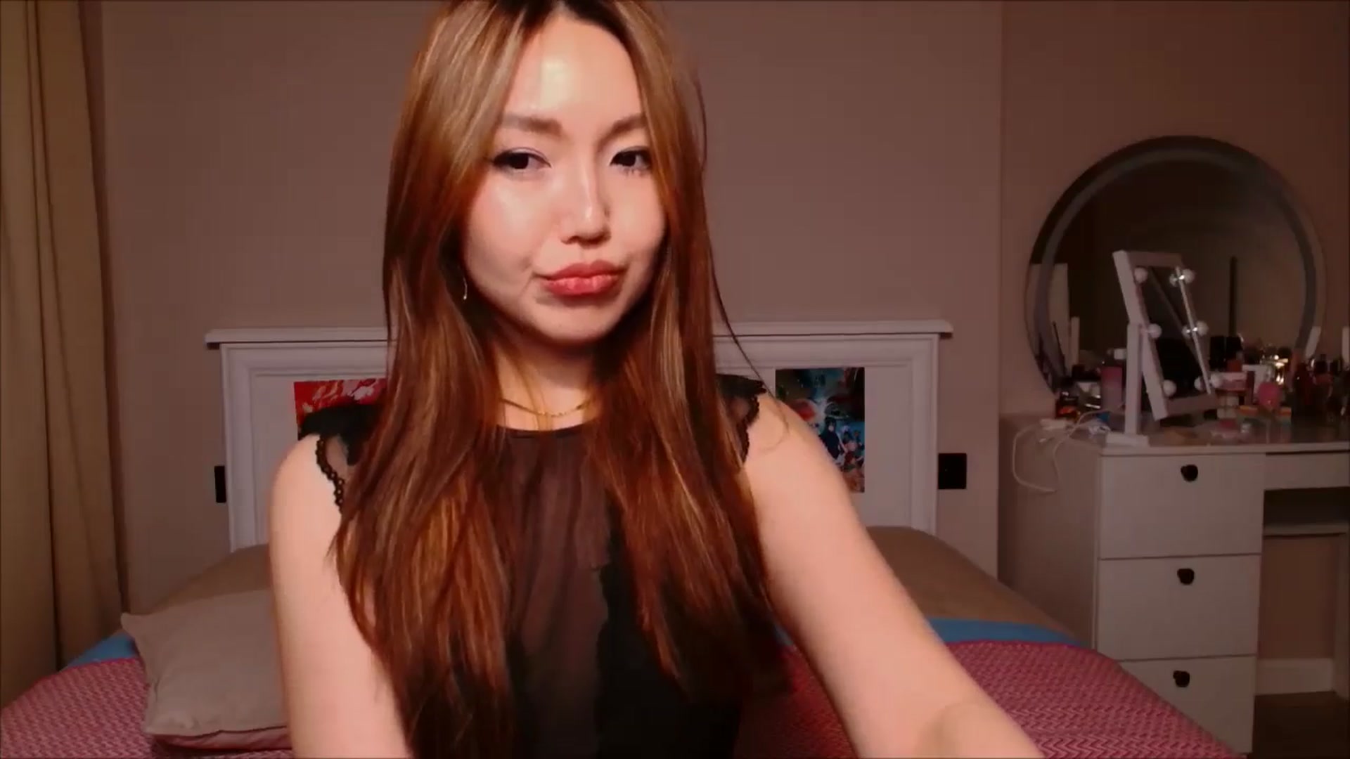Gallery image thumbnail from JennyVibe's myfreecams stream on, 02/07/2025, 09:11 image 20 of 20
