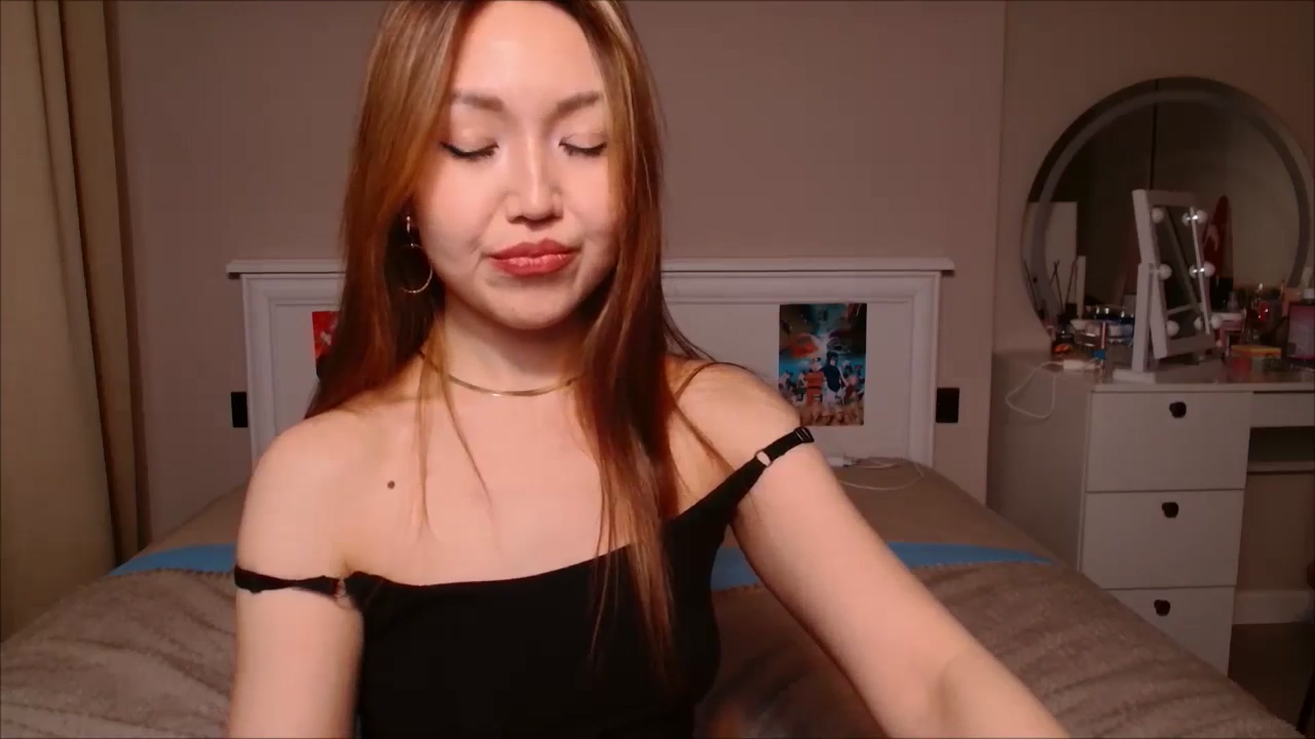 Gallery image thumbnail from JennyVibe's myfreecams stream on, 02/11/2025, 11:11 image 7 of 20