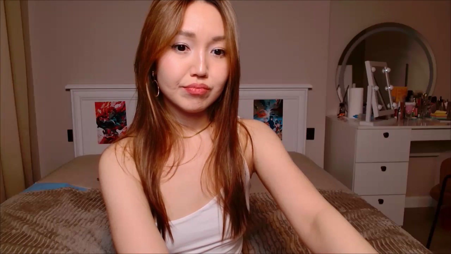 Gallery image thumbnail from JennyVibe's myfreecams stream on, 02/24/2025, 11:35 image 6 of 20