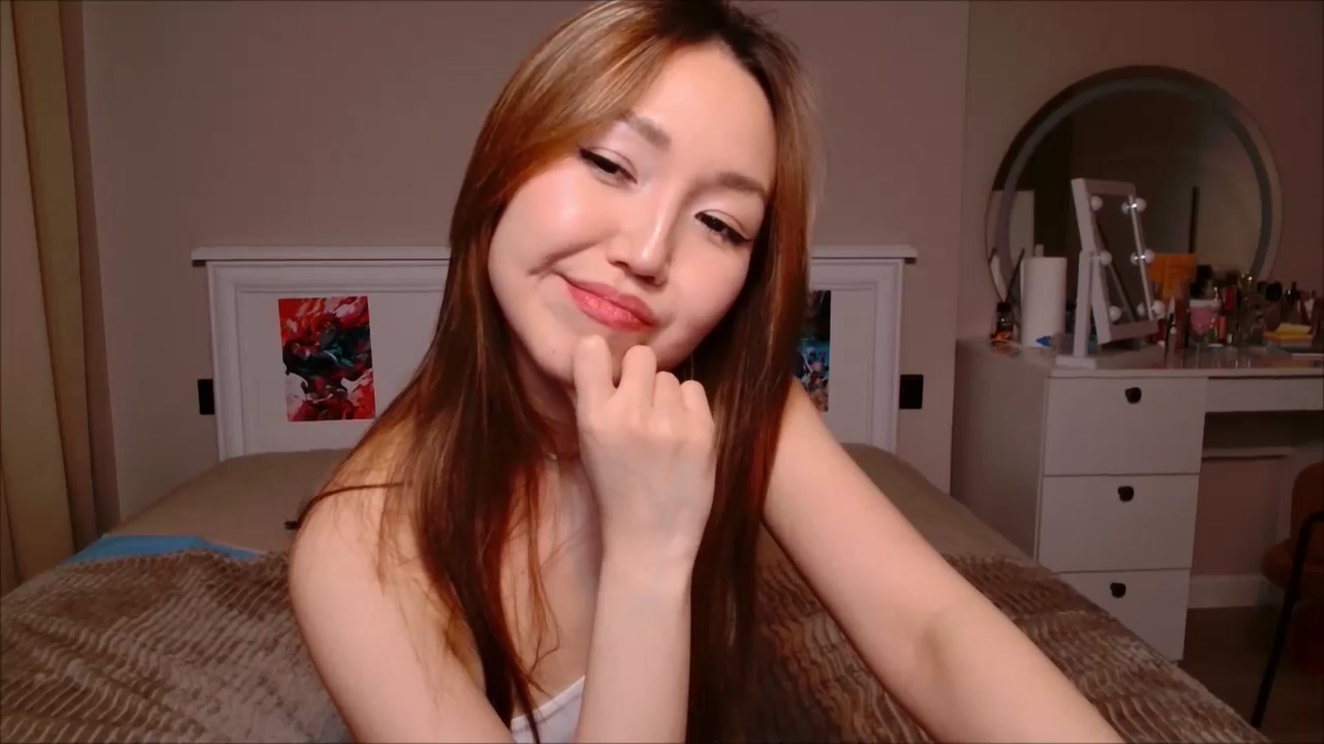 Gallery image thumbnail from JennyVibe's myfreecams stream on, 02/24/2025, 11:35 image 9 of 20