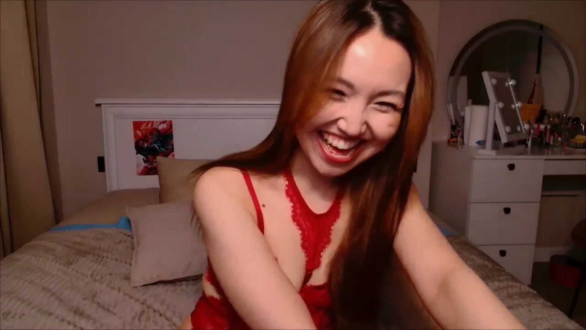 Gallery image thumbnail from JennyVibe's myfreecams stream on, 02/26/2025, 08:26 image 15 of 20