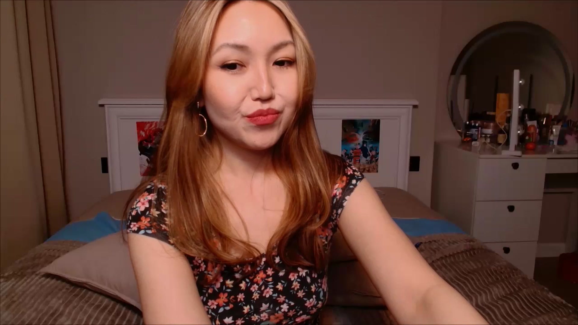 Gallery image thumbnail from JennyVibe's myfreecams stream on, 03/16/2025, 09:04 image 20 of 20