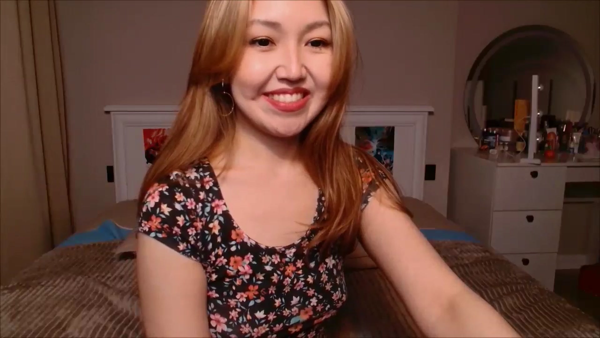 Gallery image thumbnail from JennyVibe's myfreecams stream on, 03/16/2025, 09:04 image 2 of 20