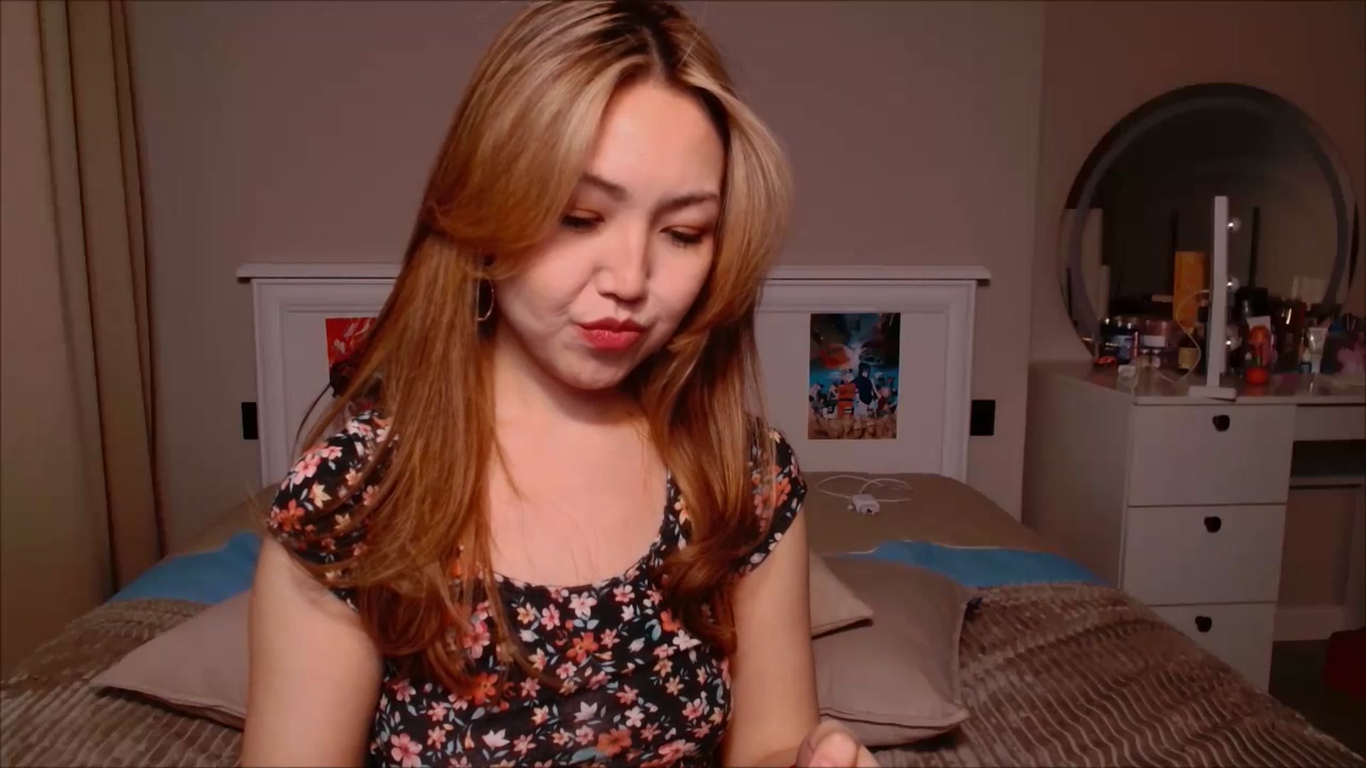 Gallery image thumbnail from JennyVibe's myfreecams stream on, 03/16/2025, 10:33 image 12 of 20