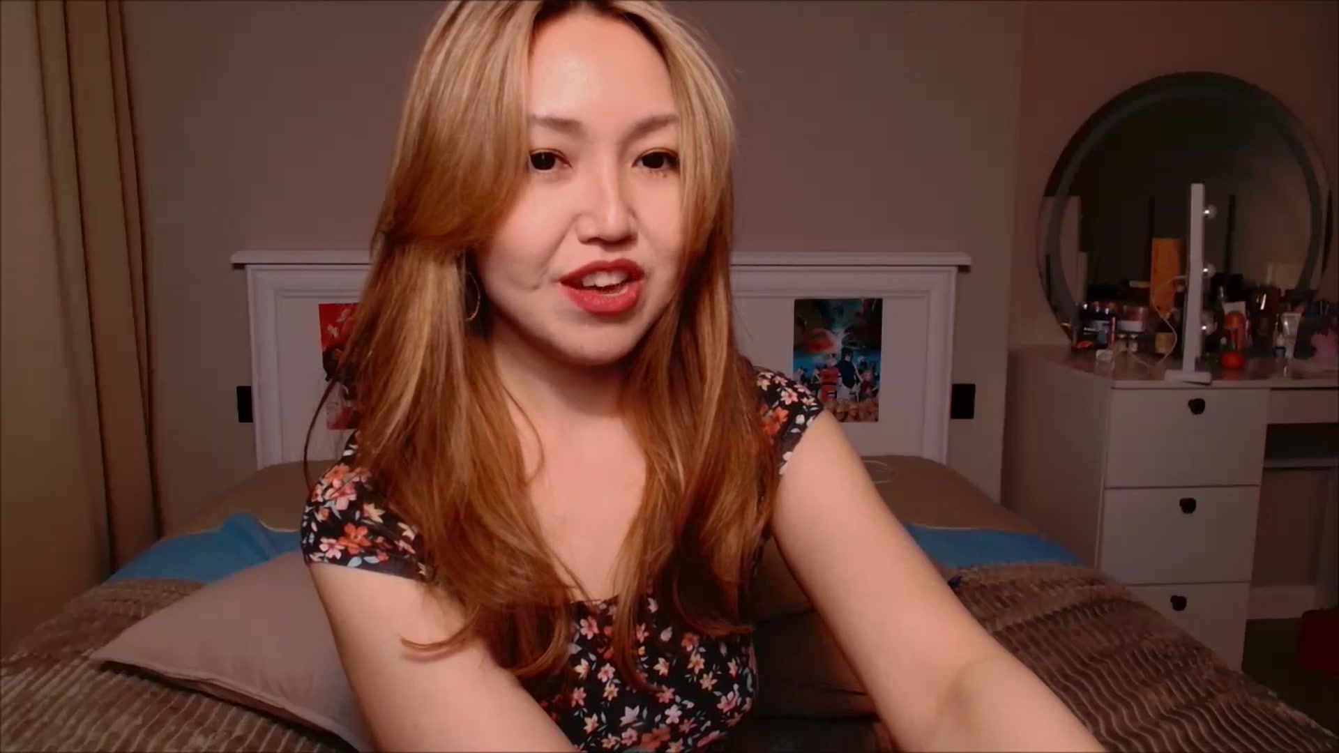 Gallery image thumbnail from JennyVibe's myfreecams stream on, 03/16/2025, 10:33 image 5 of 20