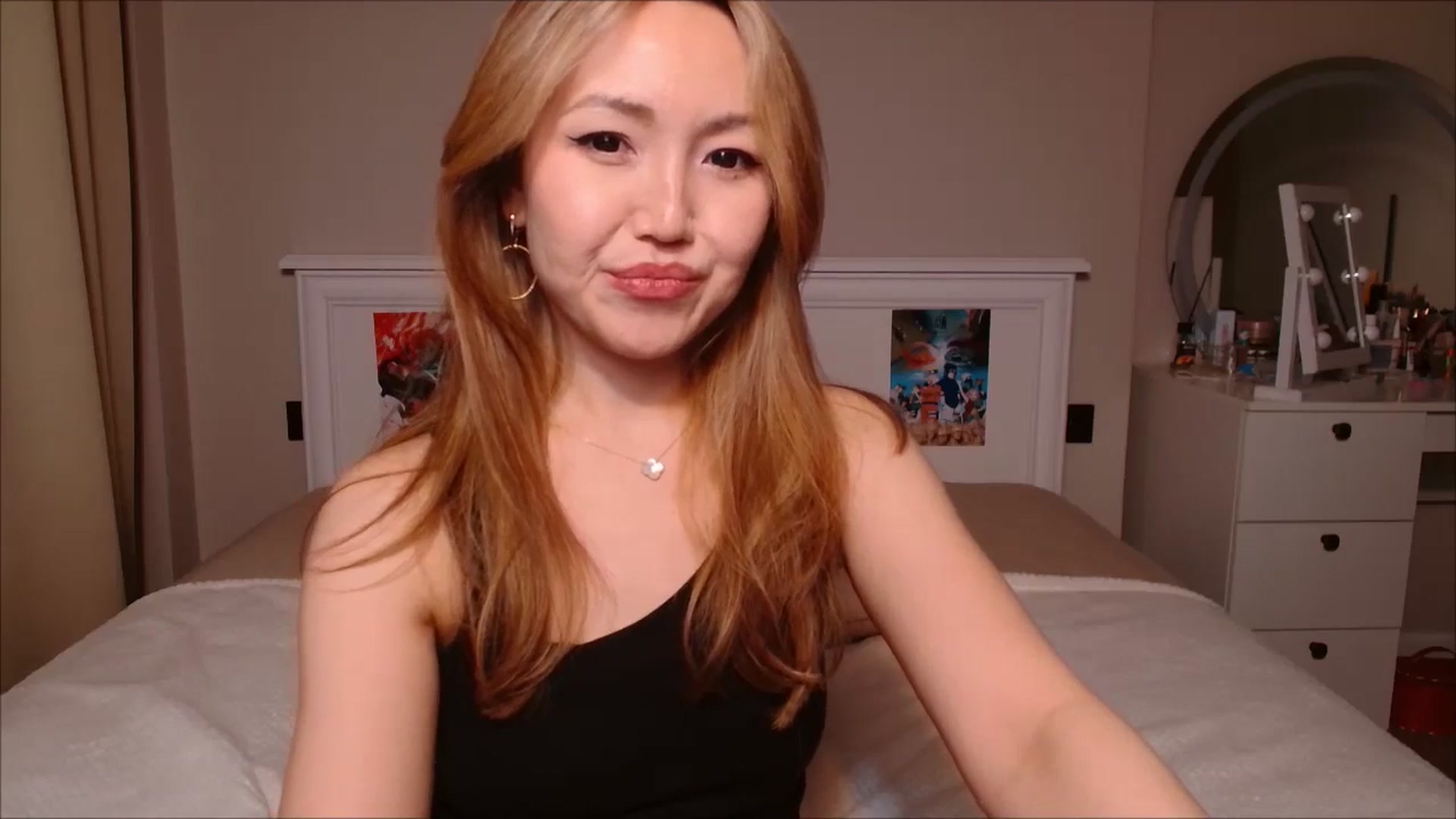 Gallery image thumbnail from JennyVibe's myfreecams stream on, 03/23/2025, 11:07 image 14 of 20