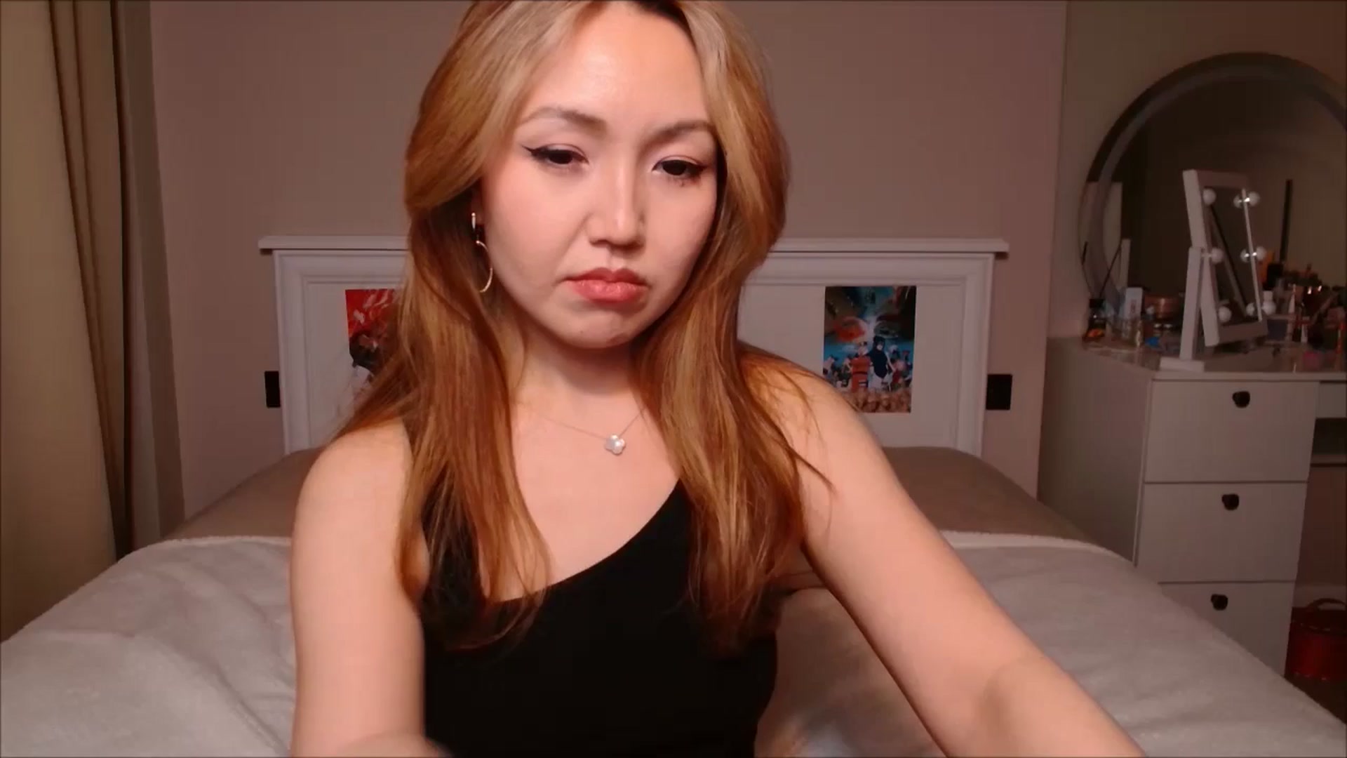Gallery image thumbnail from JennyVibe's myfreecams stream on, 03/23/2025, 11:47 image 14 of 20
