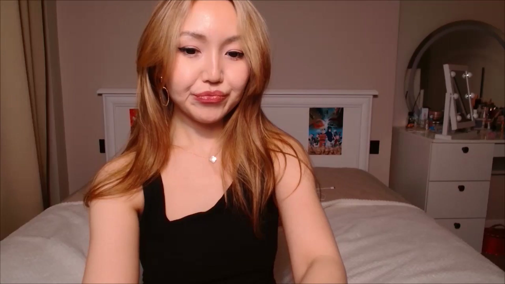 Gallery image thumbnail from JennyVibe's myfreecams stream on, 03/23/2025, 11:47 image 10 of 20