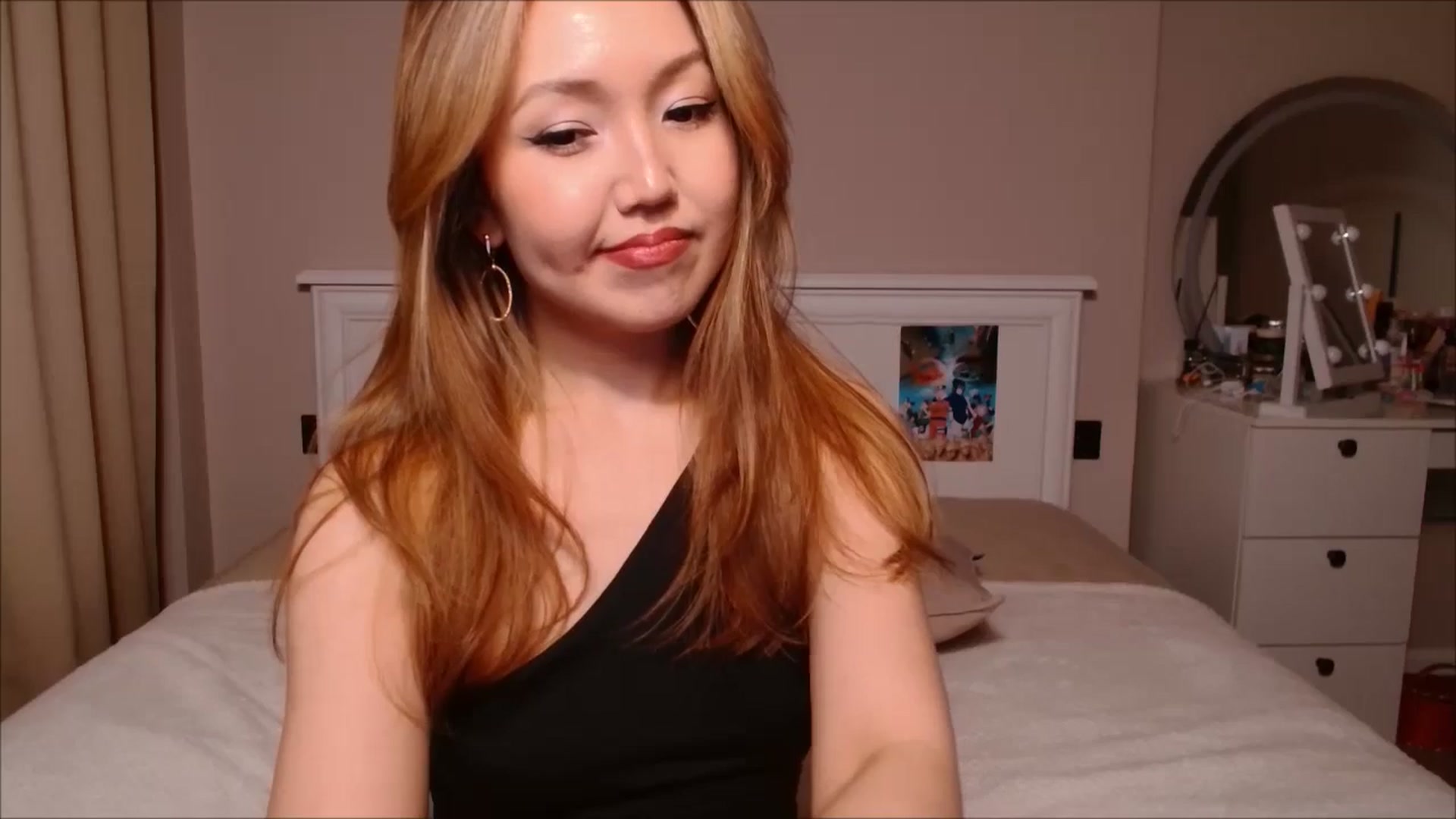 Gallery image thumbnail from JennyVibe's myfreecams stream on, 03/24/2025, 08:13 image 15 of 20