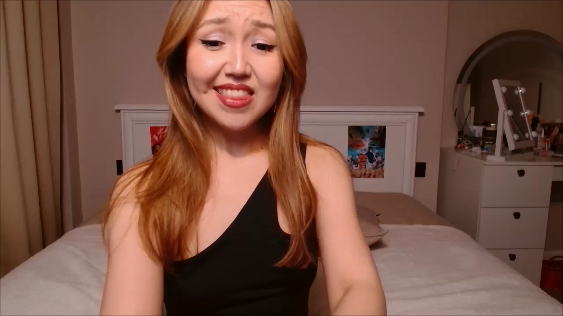 Gallery image thumbnail from JennyVibe's myfreecams stream on, 03/24/2025, 08:13 image 14 of 20
