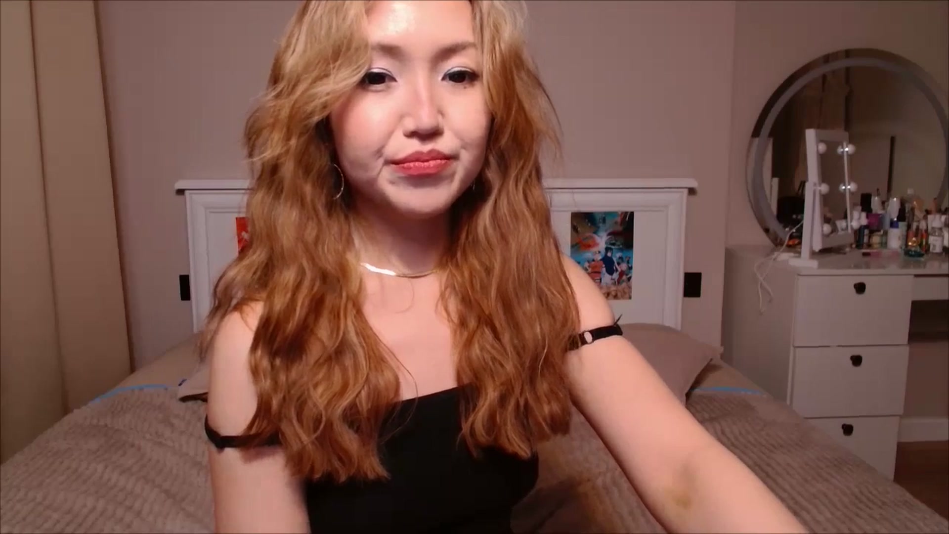 Gallery image thumbnail from JennyVibe's myfreecams stream on, 04/08/2025, 09:02 image 16 of 20