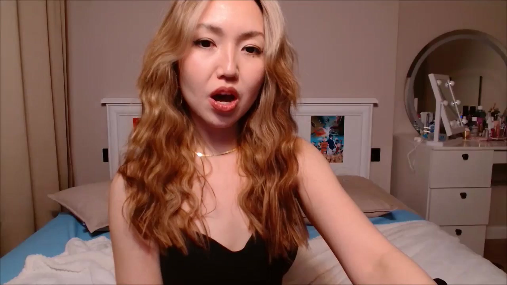Gallery image thumbnail from JennyVibe's myfreecams stream on, 04/19/2025, 11:14 image 16 of 20