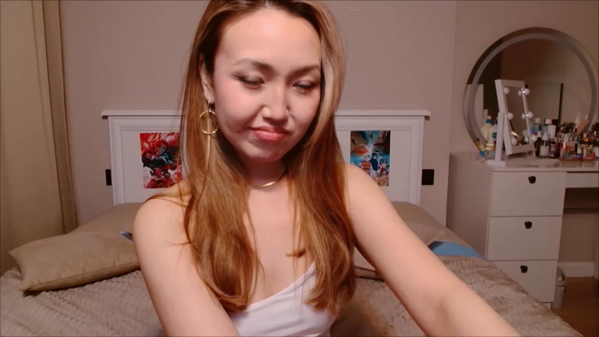 Gallery image thumbnail from JennyVibe's myfreecams stream on, 05/05/2025, 07:36 image 13 of 20