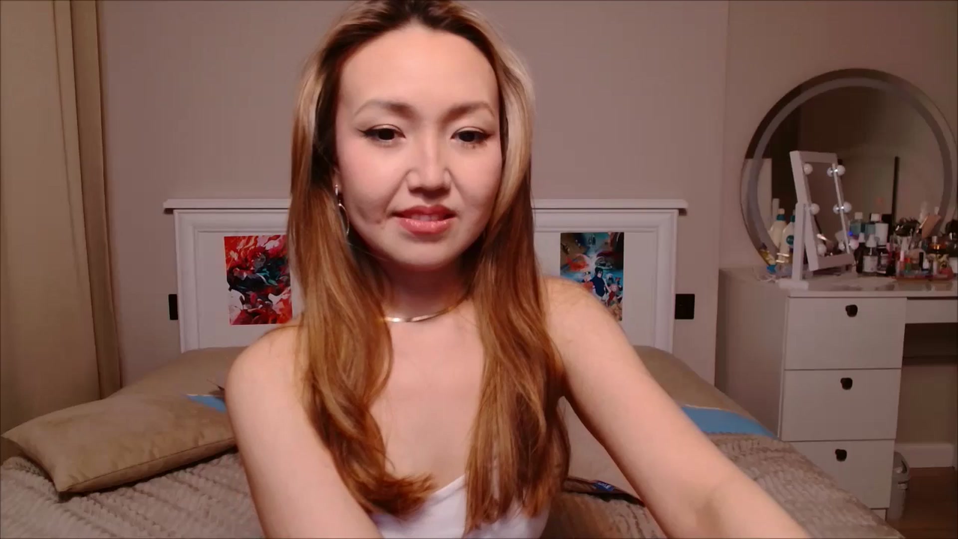 Gallery image thumbnail from JennyVibe's myfreecams stream on, 05/05/2025, 07:36 image 1 of 20