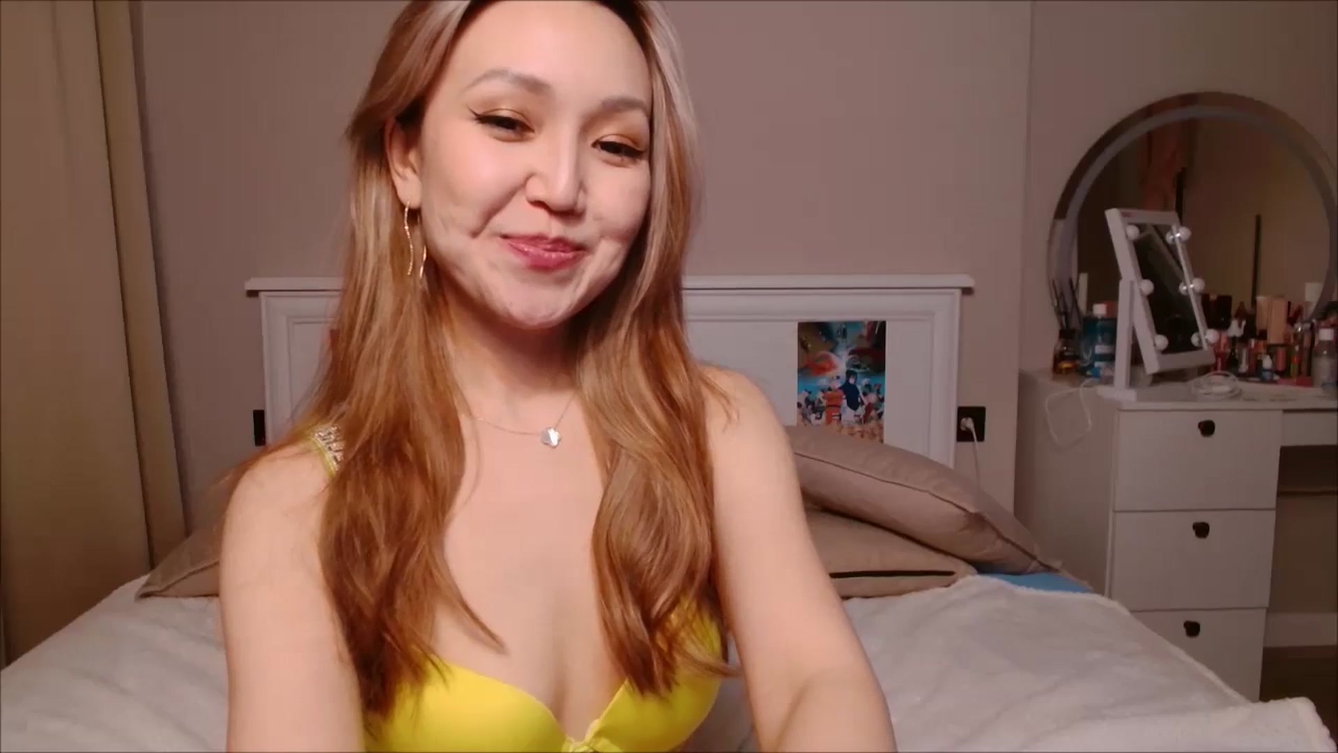 Gallery image thumbnail from JennyVibe's myfreecams stream on, 06/02/2025, 06:37 image 12 of 20