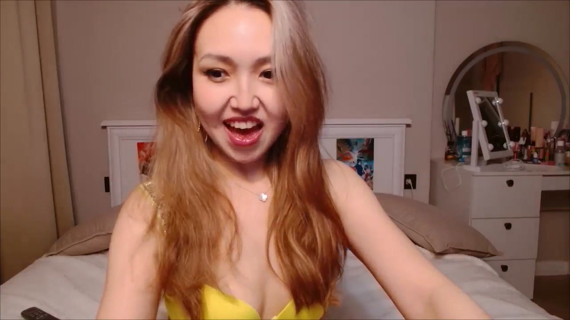 Gallery image thumbnail from JennyVibe's myfreecams stream on, 06/02/2025, 07:22 image 12 of 20