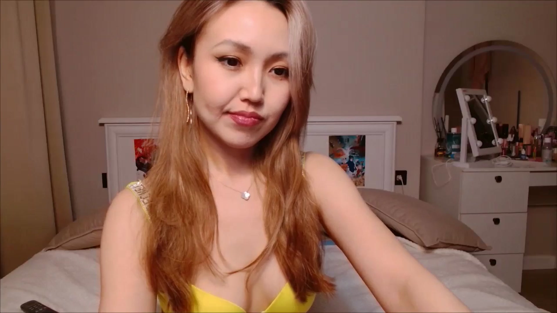 Gallery image thumbnail from JennyVibe's myfreecams stream on, 06/02/2025, 07:22 image 4 of 20