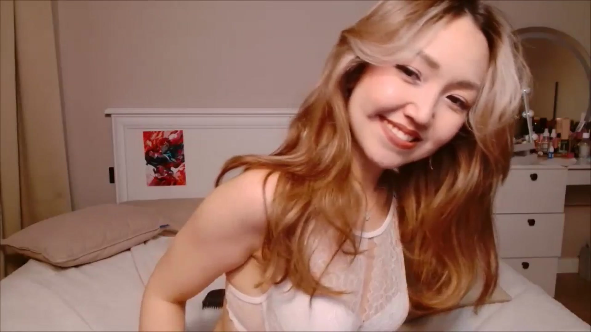 Gallery image thumbnail from JennyVibe's myfreecams stream on, 06/03/2025, 07:45 image 5 of 20