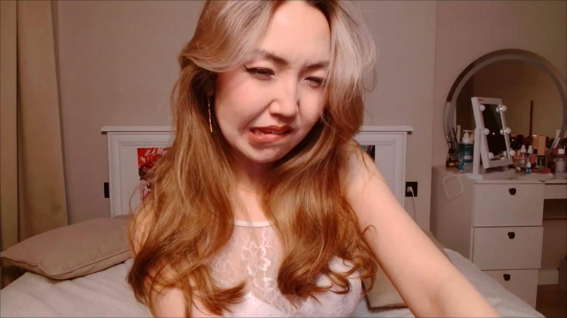 Gallery image thumbnail from JennyVibe's myfreecams stream on, 06/03/2025, 07:45 image 20 of 20