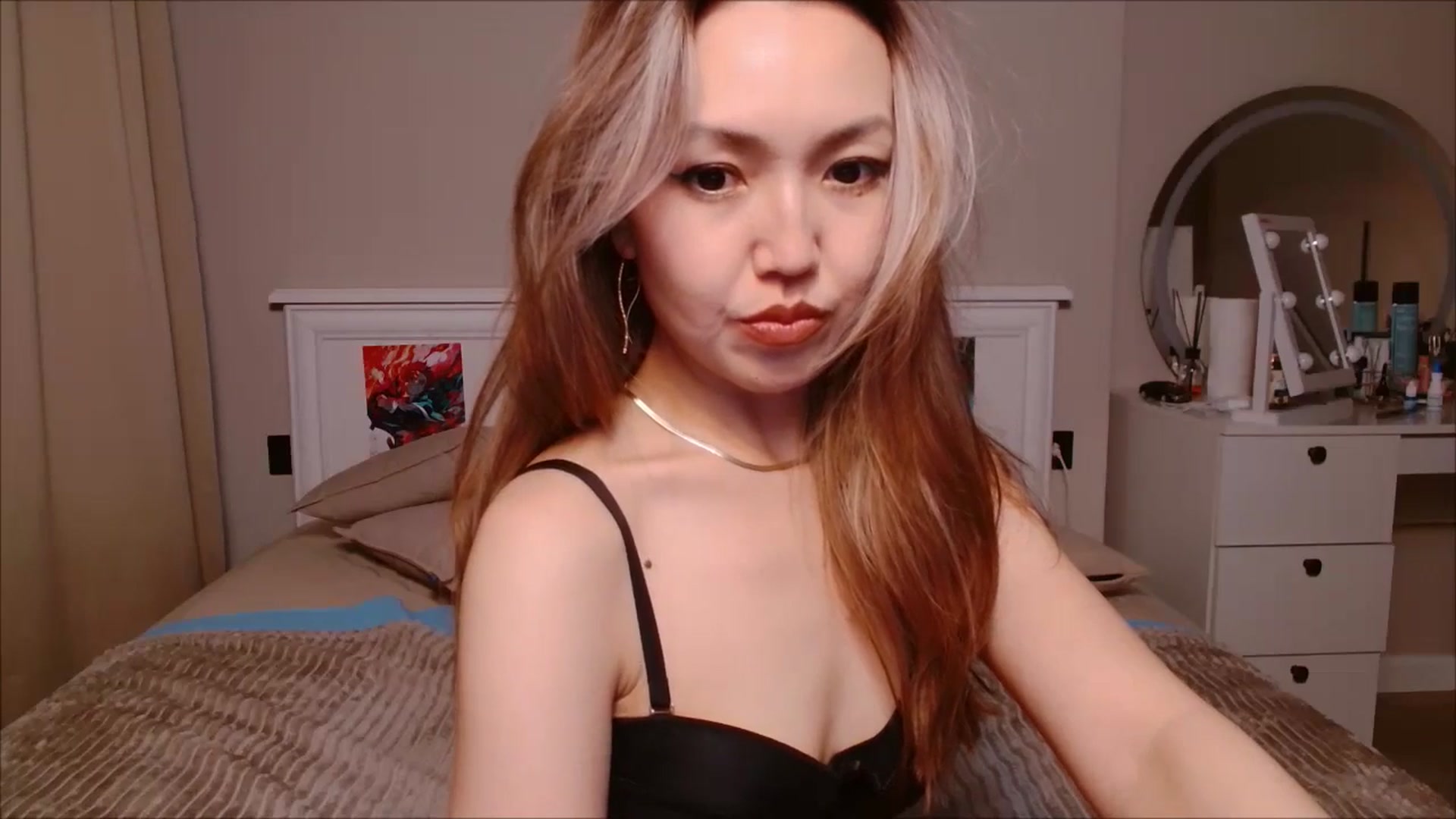 Gallery image thumbnail from JennyVibe's myfreecams stream on, 06/11/2025, 08:02 image 16 of 20