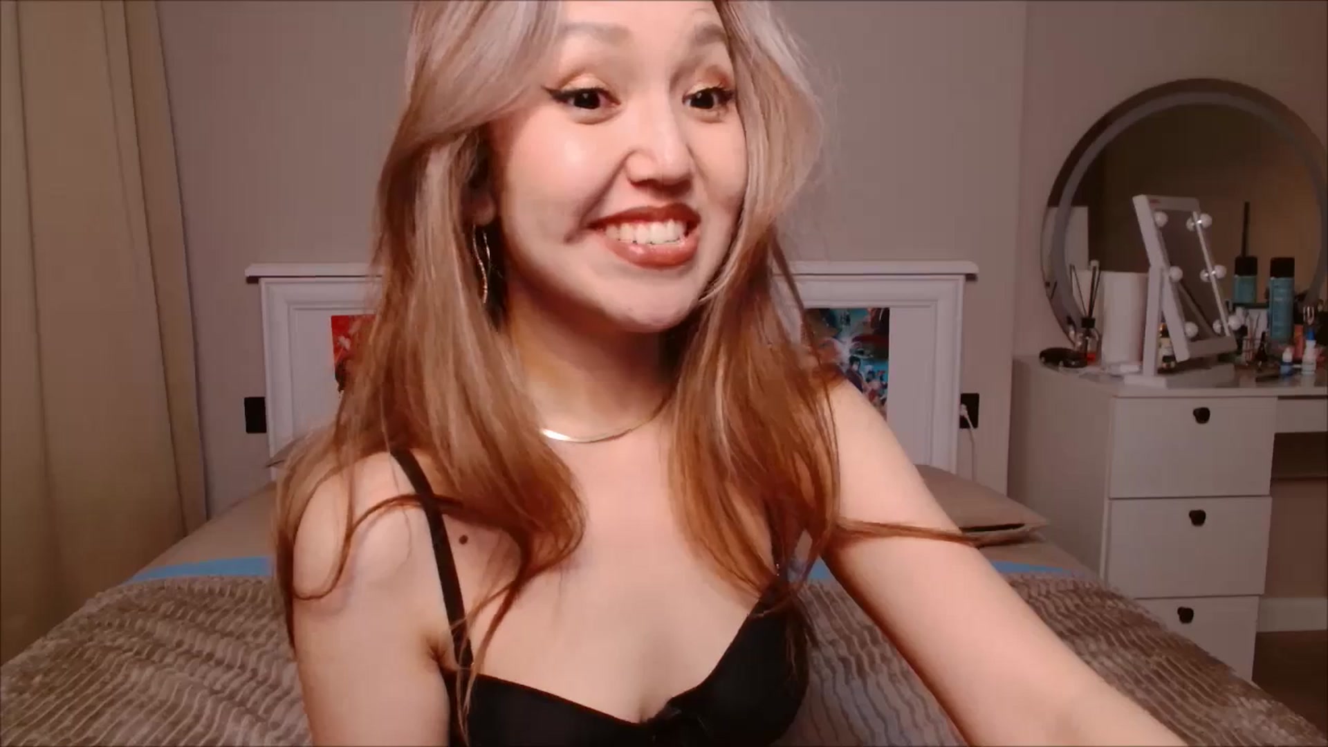 Gallery image thumbnail from JennyVibe's myfreecams stream on, 06/11/2025, 08:02 image 20 of 20