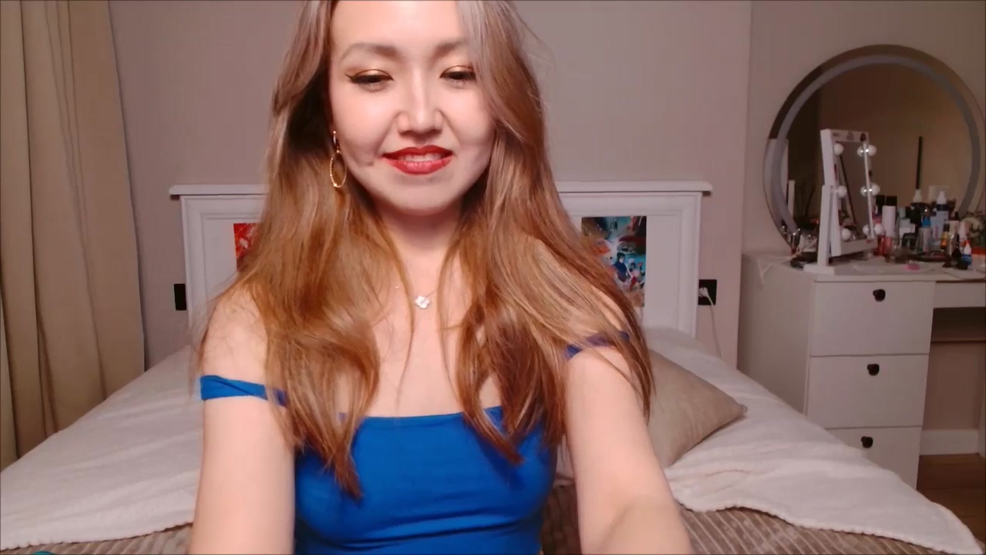 Gallery image thumbnail from JennyVibe's myfreecams stream on, 06/17/2025, 07:05 image 2 of 20
