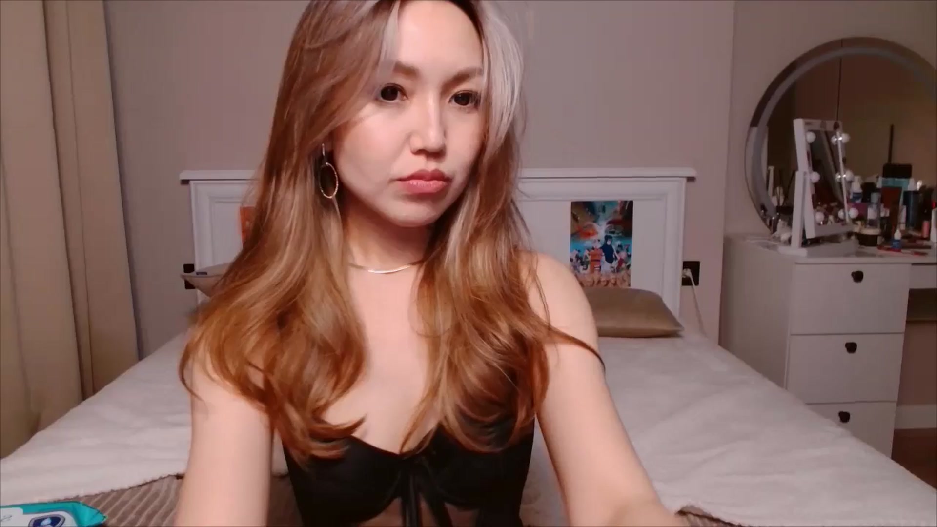 Gallery image thumbnail from JennyVibe's myfreecams stream on, 06/20/2025, 08:19 image 9 of 20