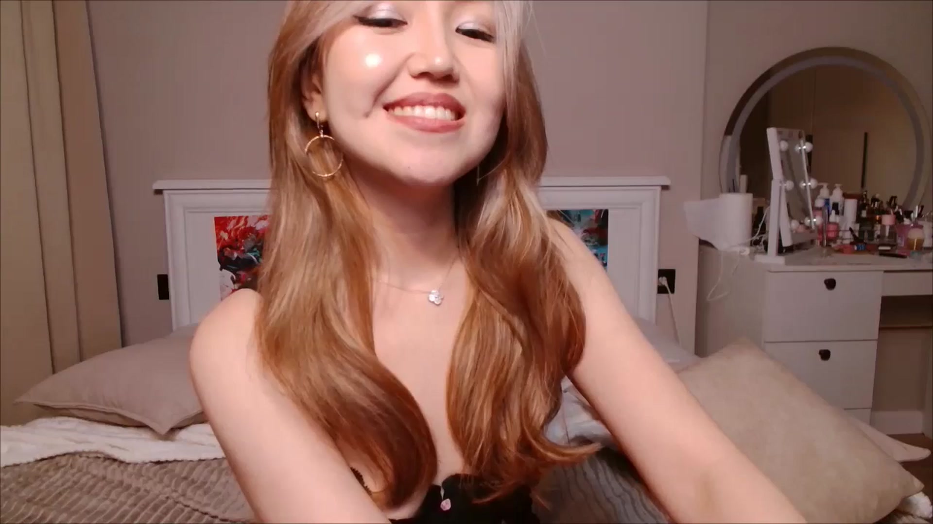 Gallery image thumbnail from JennyVibe's myfreecams stream on, 06/25/2025, 10:42 image 20 of 20