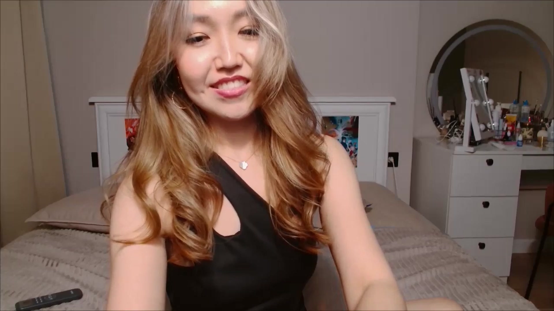 Gallery image thumbnail from JennyVibe's myfreecams stream on, 07/10/2025, 08:36 image 19 of 20