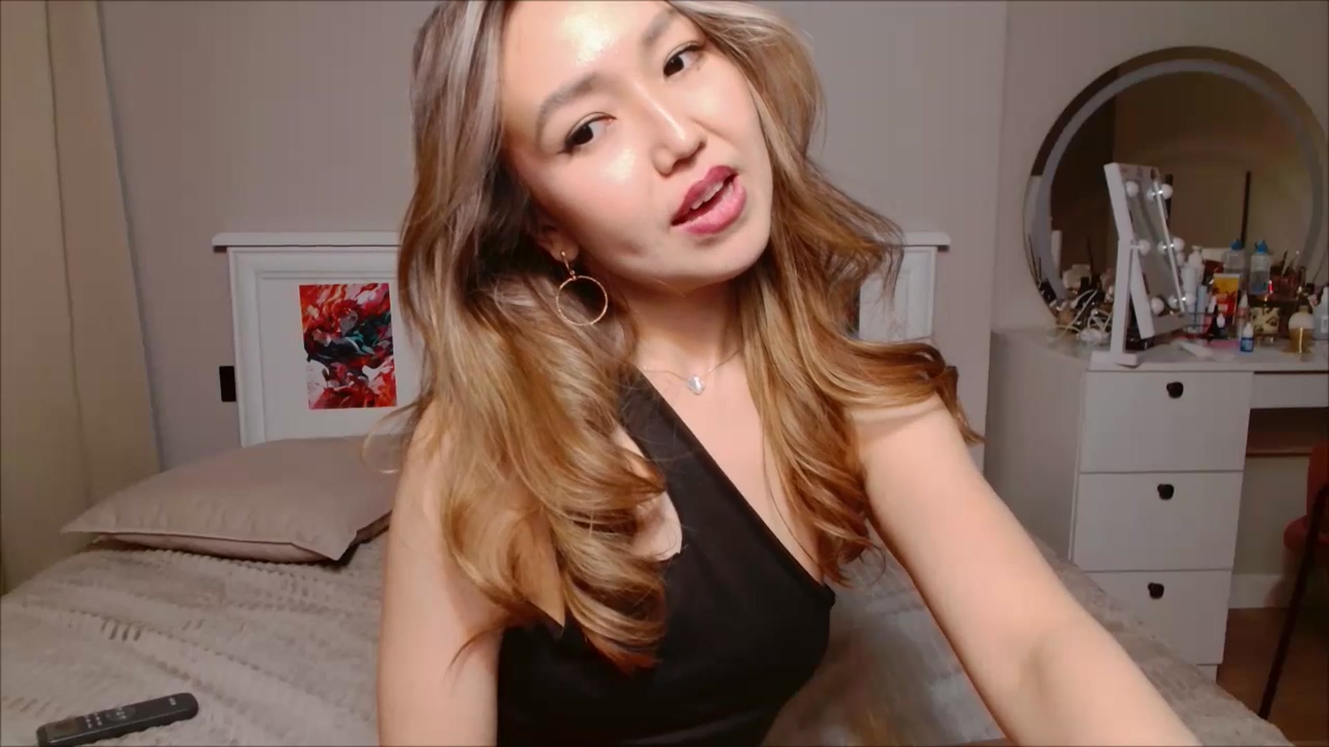 Gallery image thumbnail from JennyVibe's myfreecams stream on, 07/10/2025, 08:36 image 18 of 20