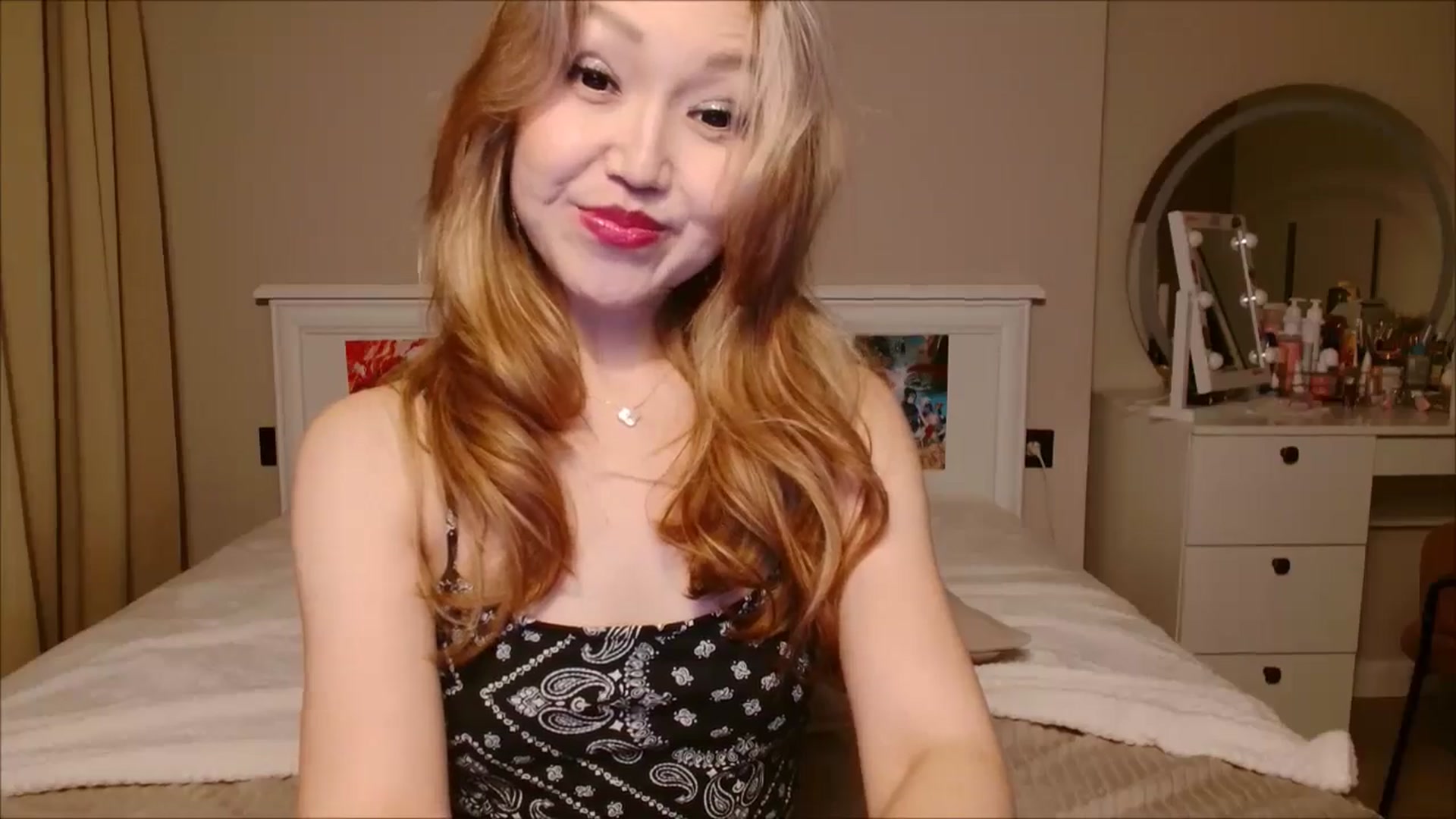 Gallery image thumbnail from JennyVibe's myfreecams stream on, 07/13/2025, 09:40 image 3 of 20