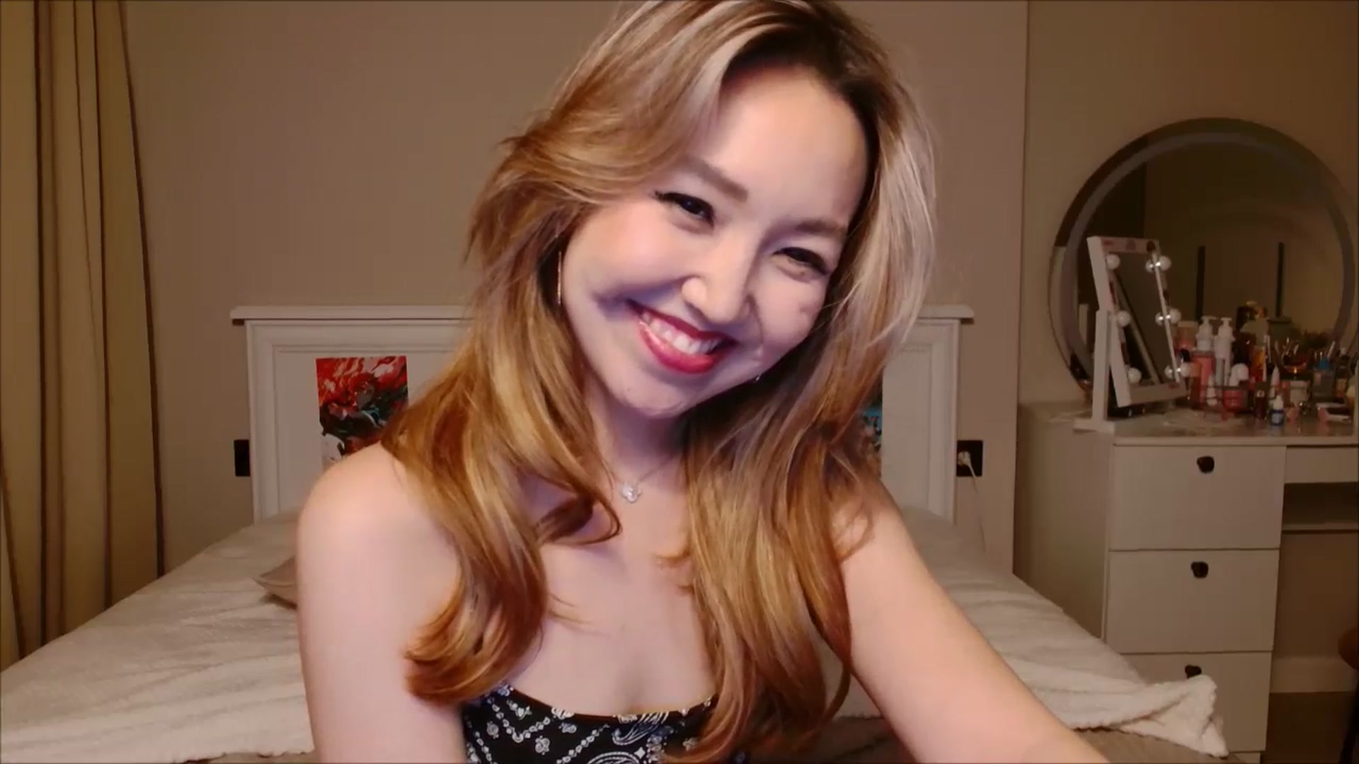 Gallery image thumbnail from JennyVibe's myfreecams stream on, 07/13/2025, 12:01 image 10 of 20