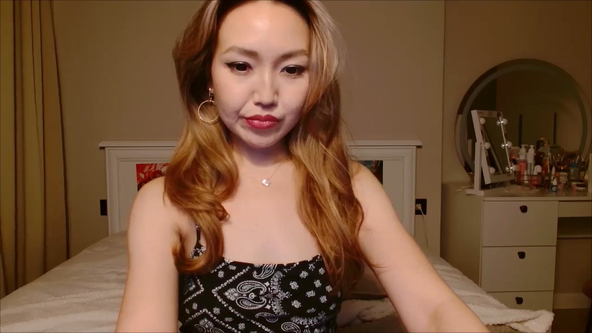 Gallery image thumbnail from JennyVibe's myfreecams stream on, 07/13/2025, 12:01 image 2 of 20
