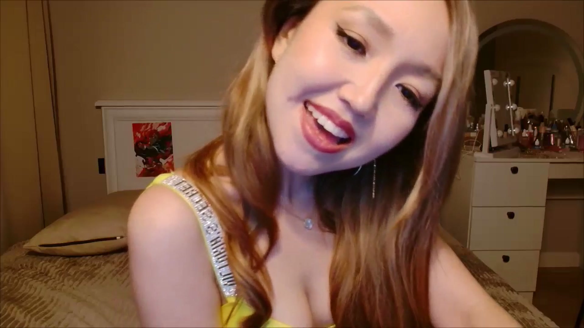 Gallery image thumbnail from JennyVibe's myfreecams stream on, 07/20/2025, 08:51 image 19 of 20