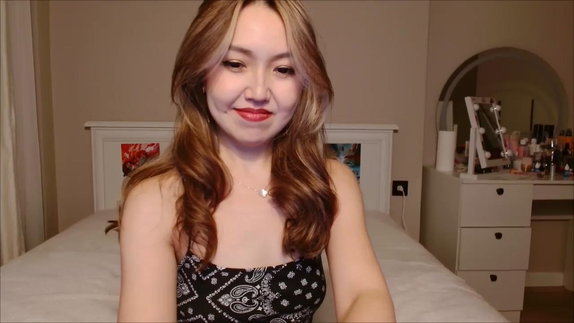 Gallery image thumbnail from JennyVibe's myfreecams stream on, 09/15/2025, 06:15 image 15 of 20