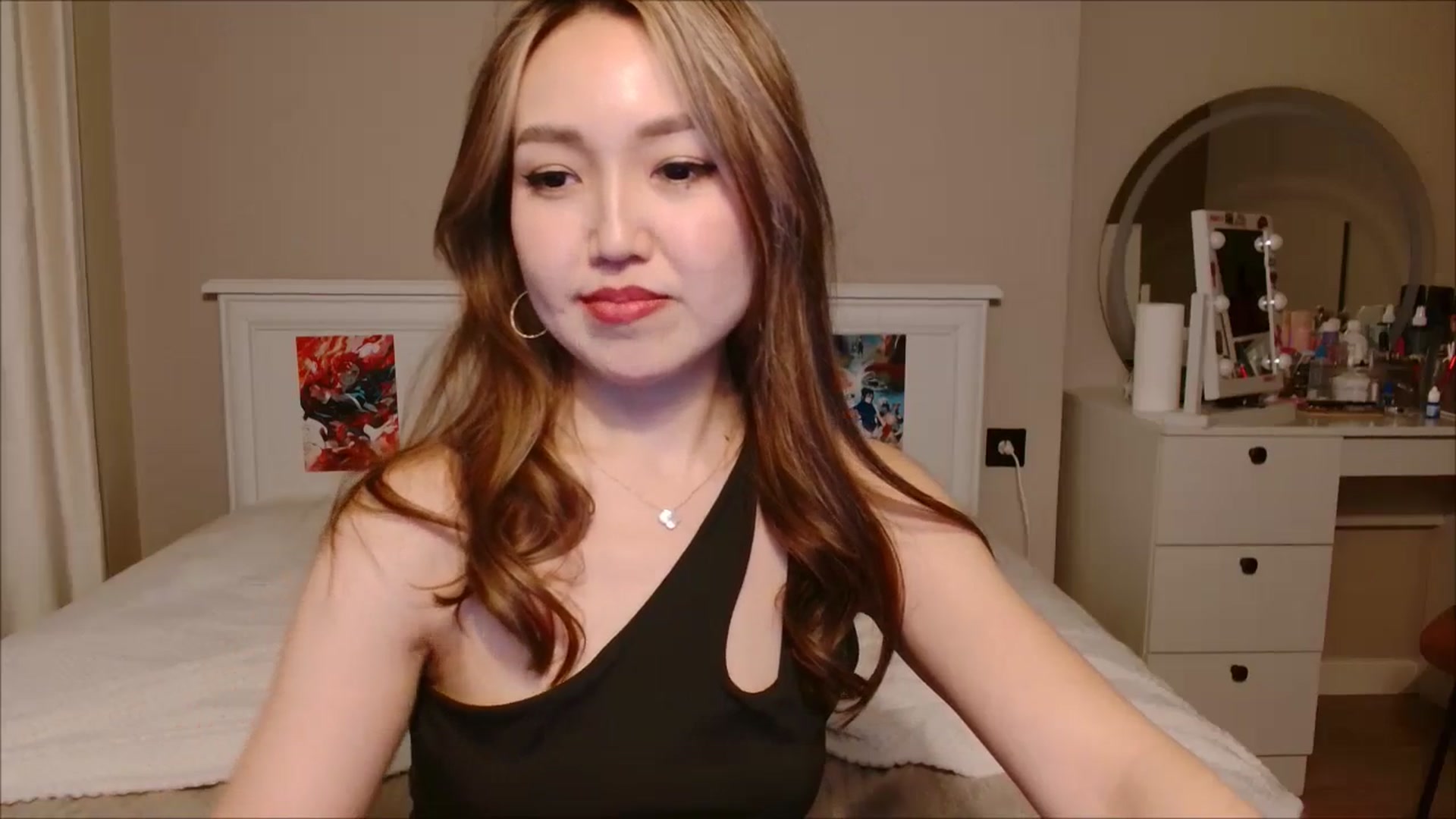 Gallery image thumbnail from JennyVibe's myfreecams stream on, 09/19/2025, 09:32 image 16 of 20