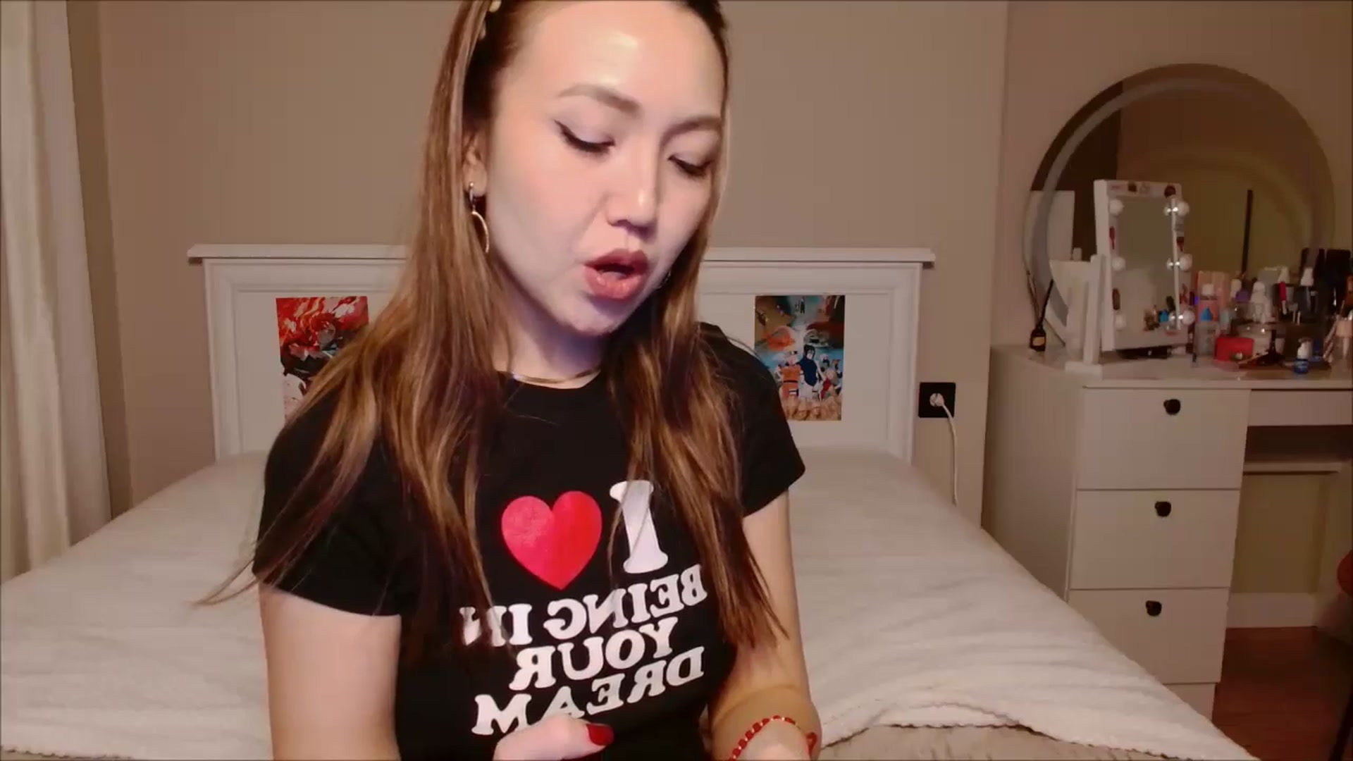 Gallery image thumbnail from JennyVibe's myfreecams stream on, 09/22/2025, 04:29 image 5 of 20