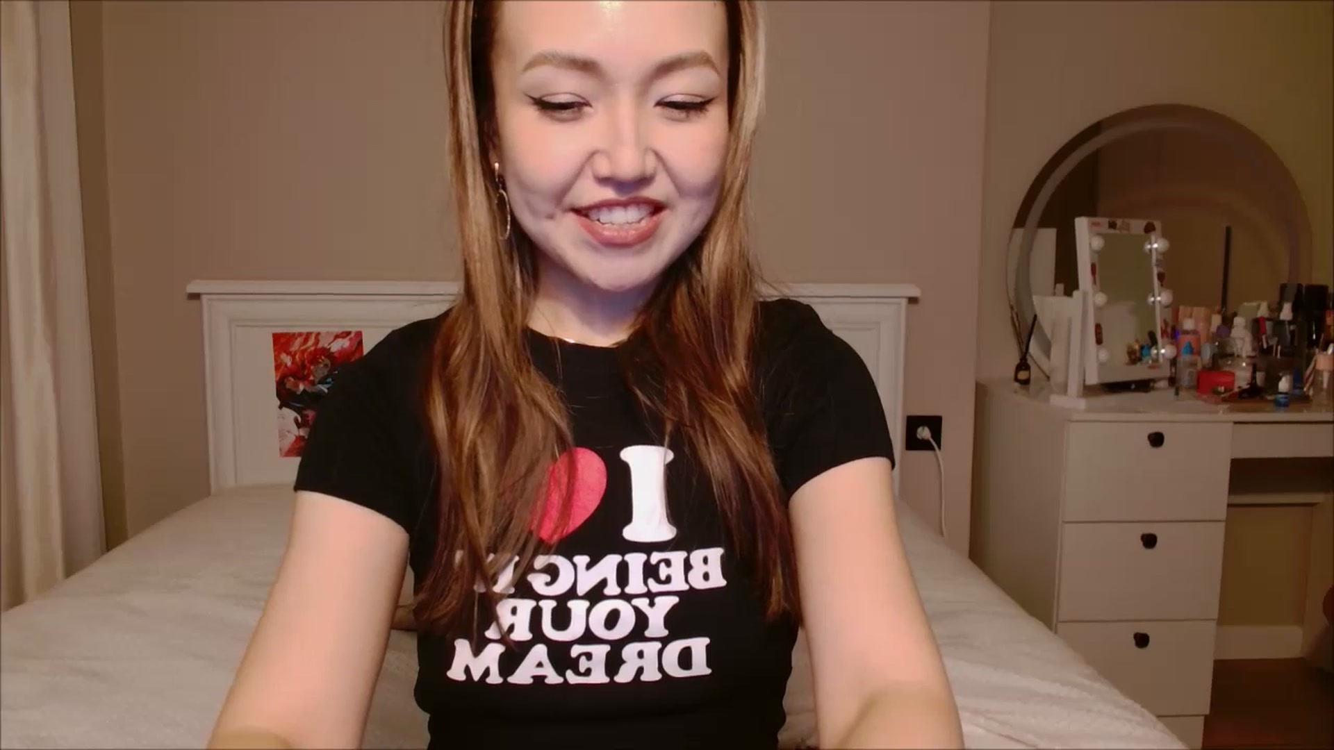 Gallery image thumbnail from JennyVibe's myfreecams stream on, 09/22/2025, 04:29 image 9 of 20