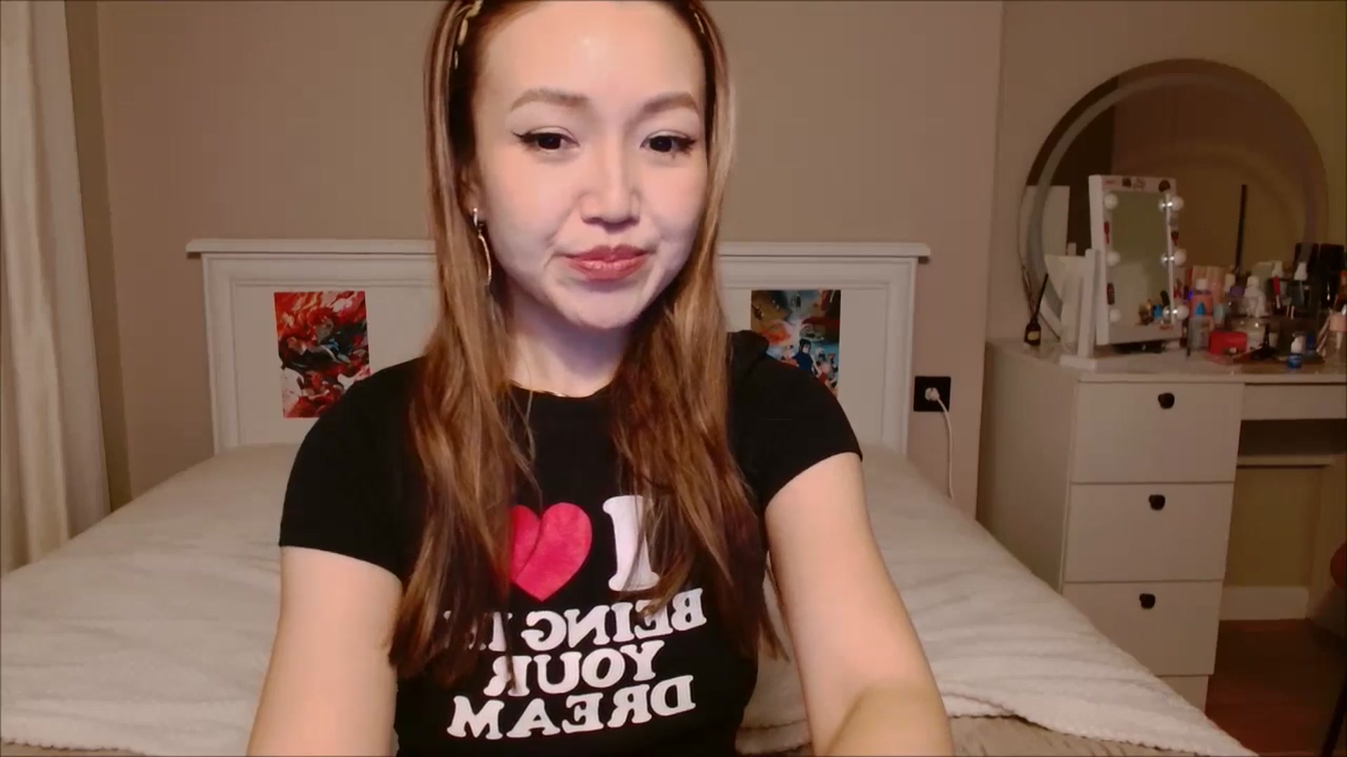 Gallery image thumbnail from JennyVibe's myfreecams stream on, 09/22/2025, 04:29 image 7 of 20