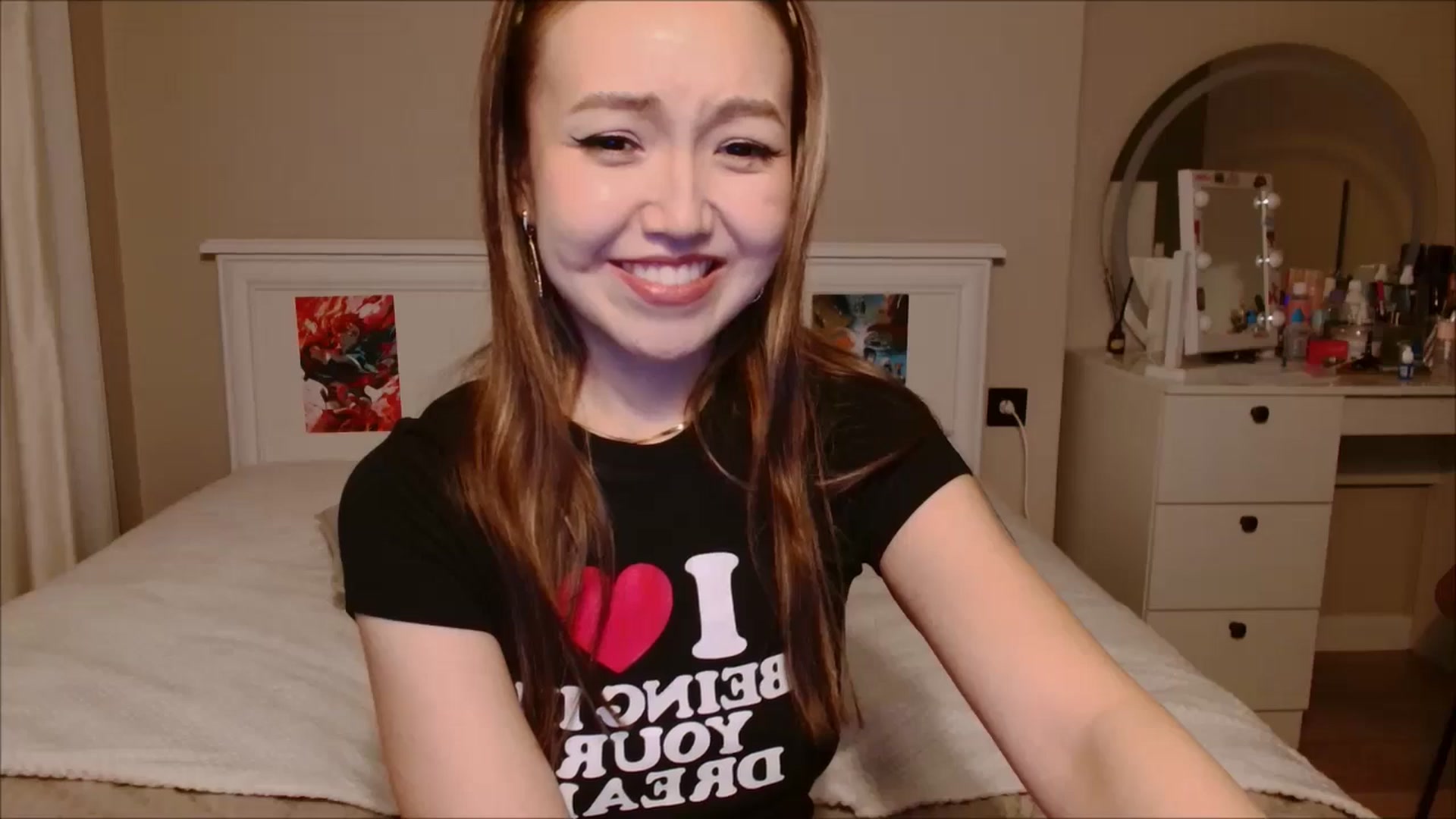 Gallery image thumbnail from JennyVibe's myfreecams stream on, 09/22/2025, 04:29 image 18 of 20