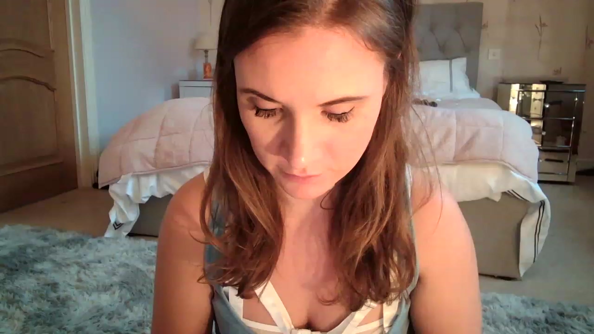 Gallery image thumbnail from JennyWillson's myfreecams stream on, 11/21/2022, 14:20 image 14 of 20