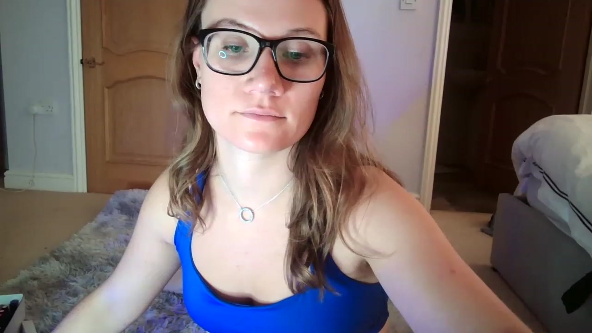 Gallery image thumbnail from JennyWillson's myfreecams stream on, 11/26/2022, 20:20 image 6 of 20