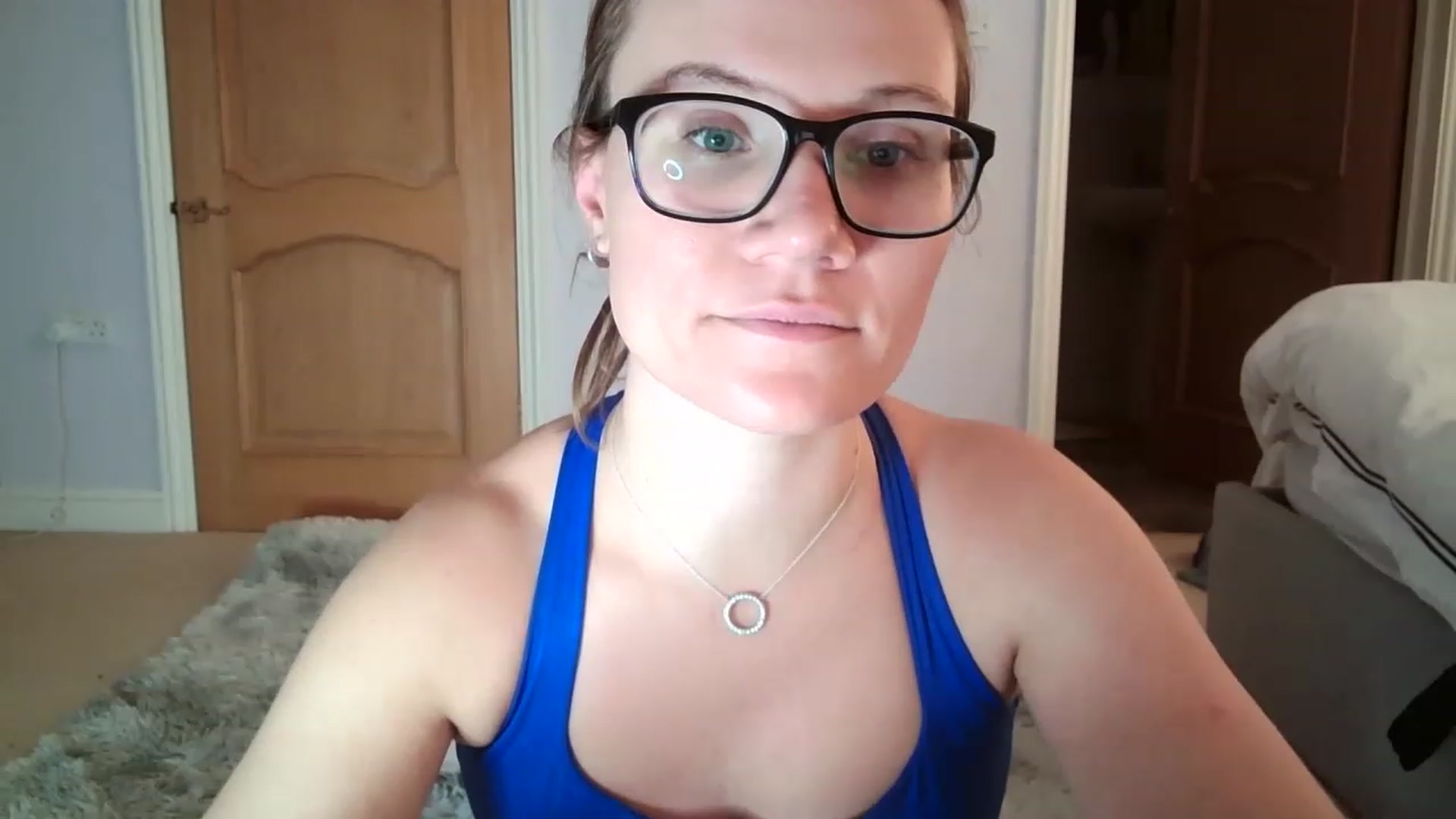 Gallery image thumbnail from JennyWillson's myfreecams stream on, 11/26/2022, 20:20 image 15 of 20